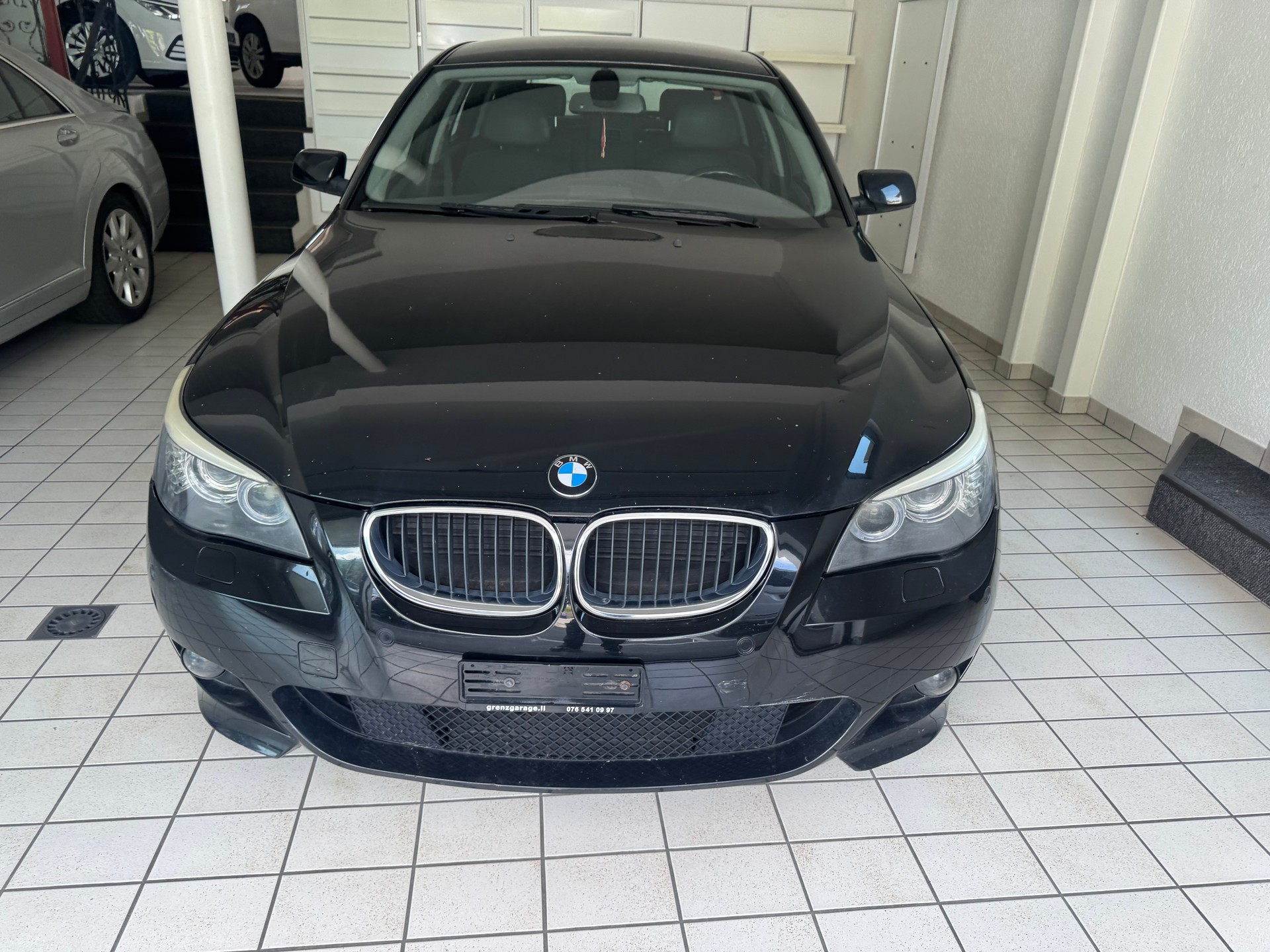 BMW 520d Touring Steptronic-image-0