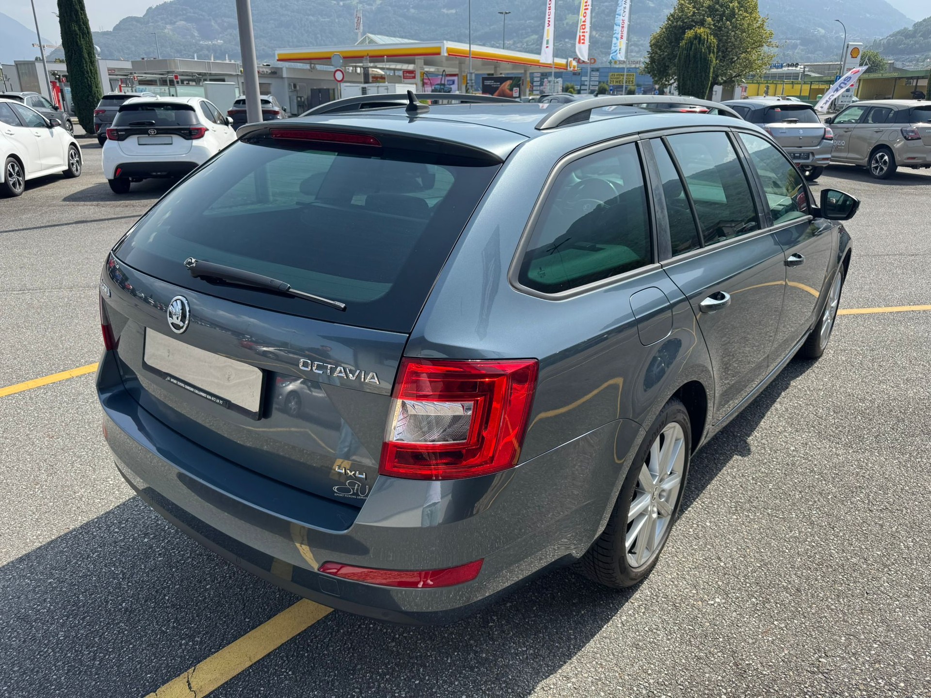 SKODA Octavia 1.8TSI Style 4x4-image-4