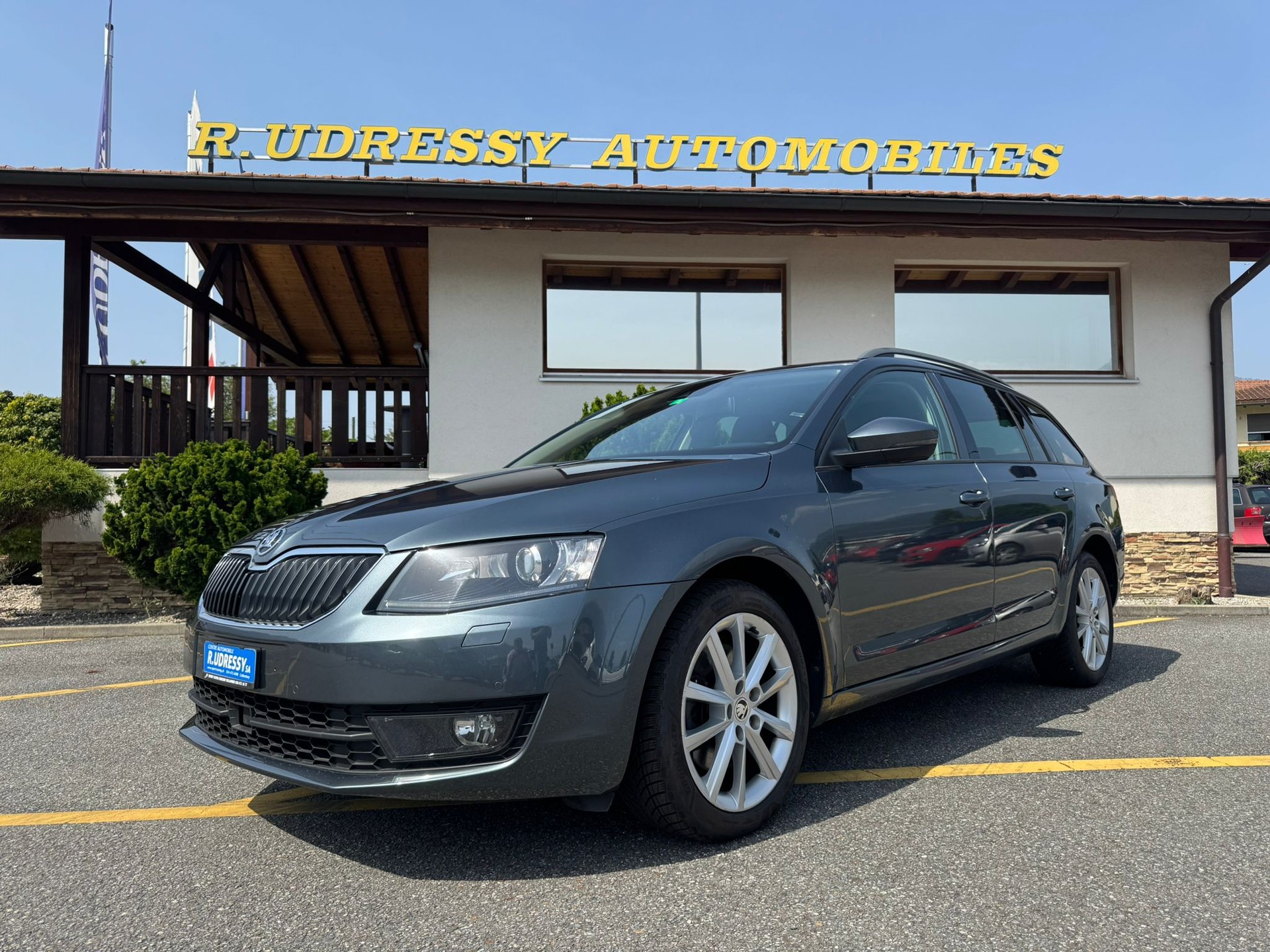 SKODA Octavia 1.8TSI Style 4x4-image-0