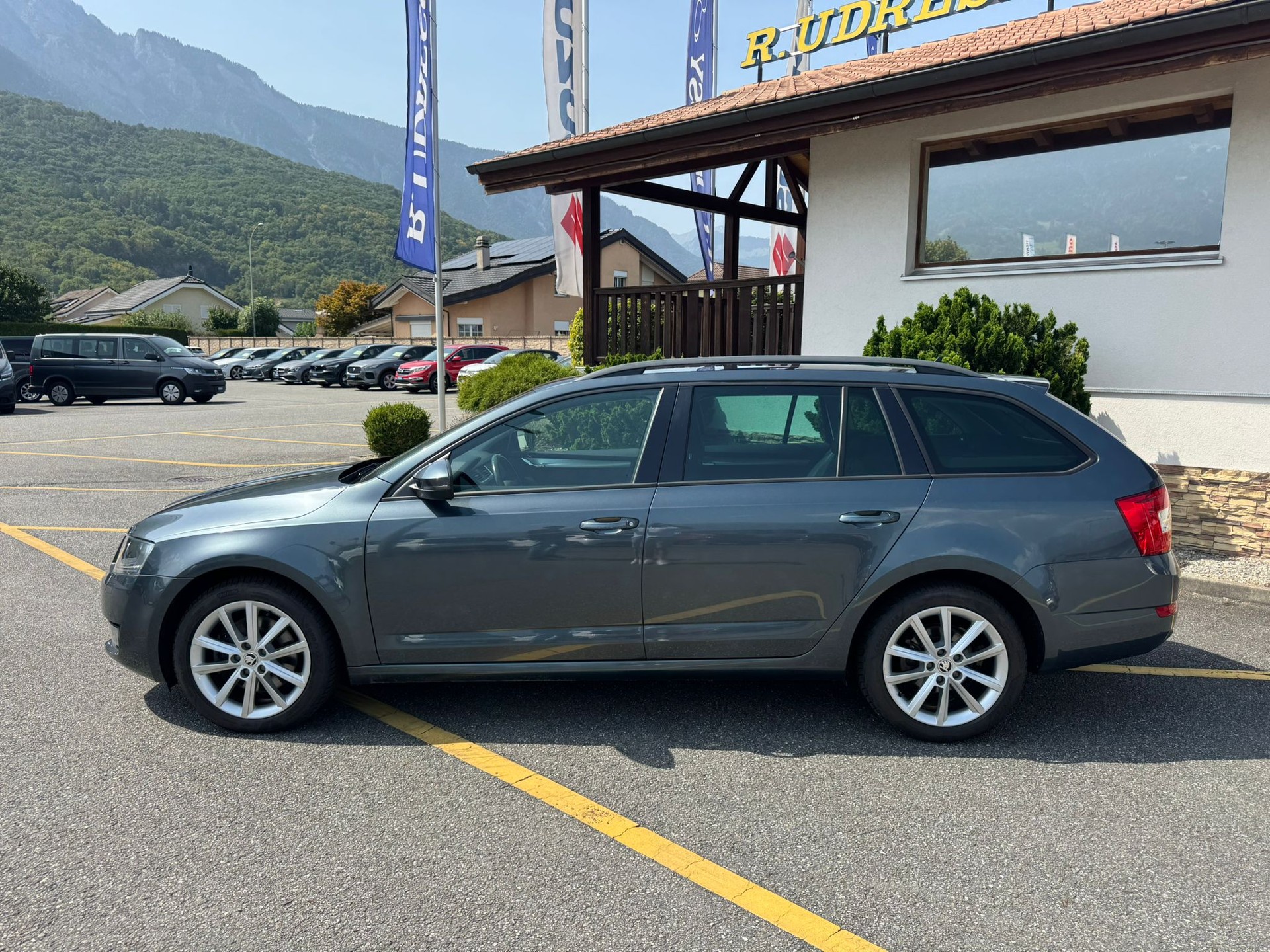 SKODA Octavia 1.8TSI Style 4x4-image-1
