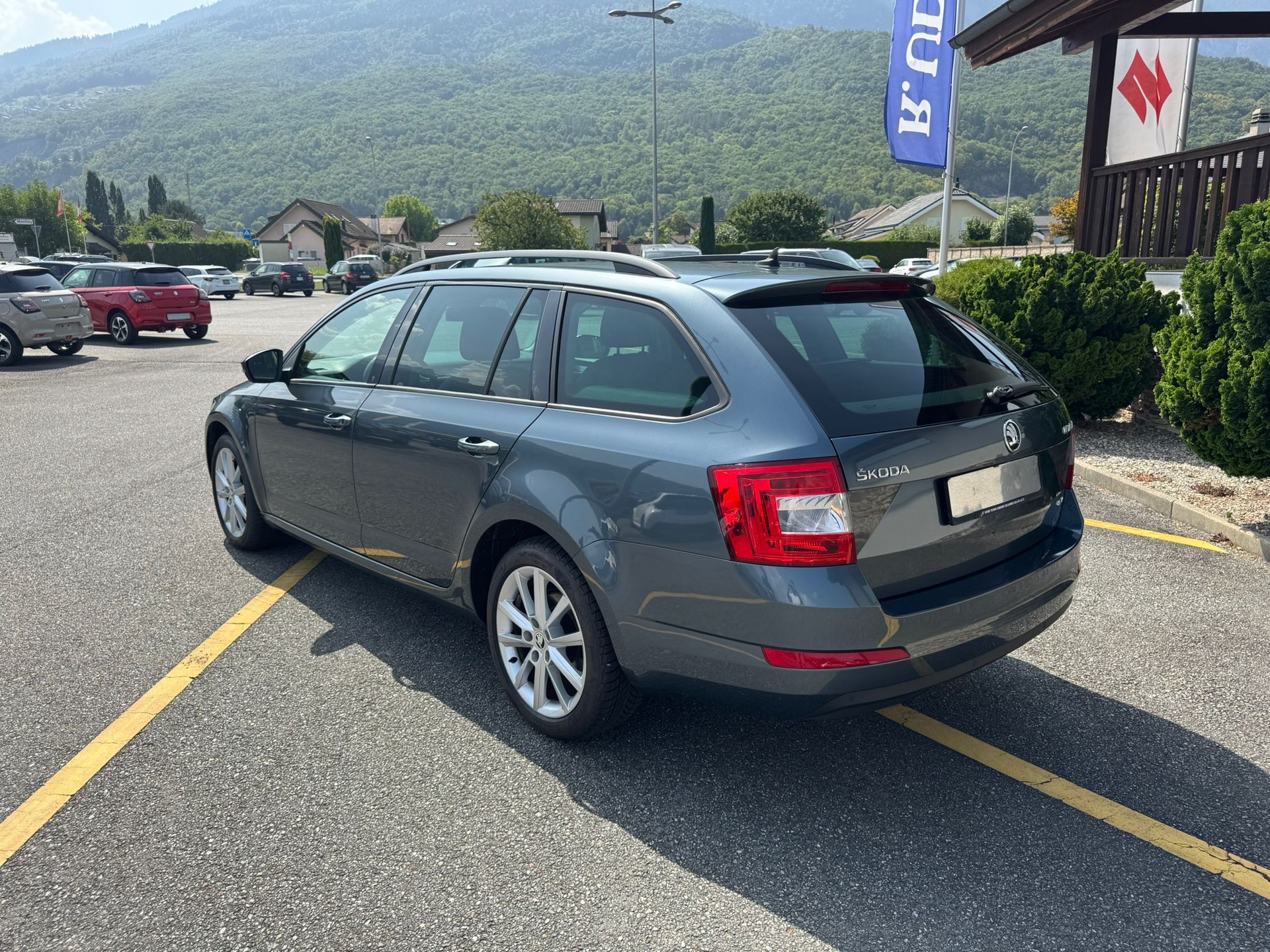 SKODA Octavia 1.8TSI Style 4x4-image-2
