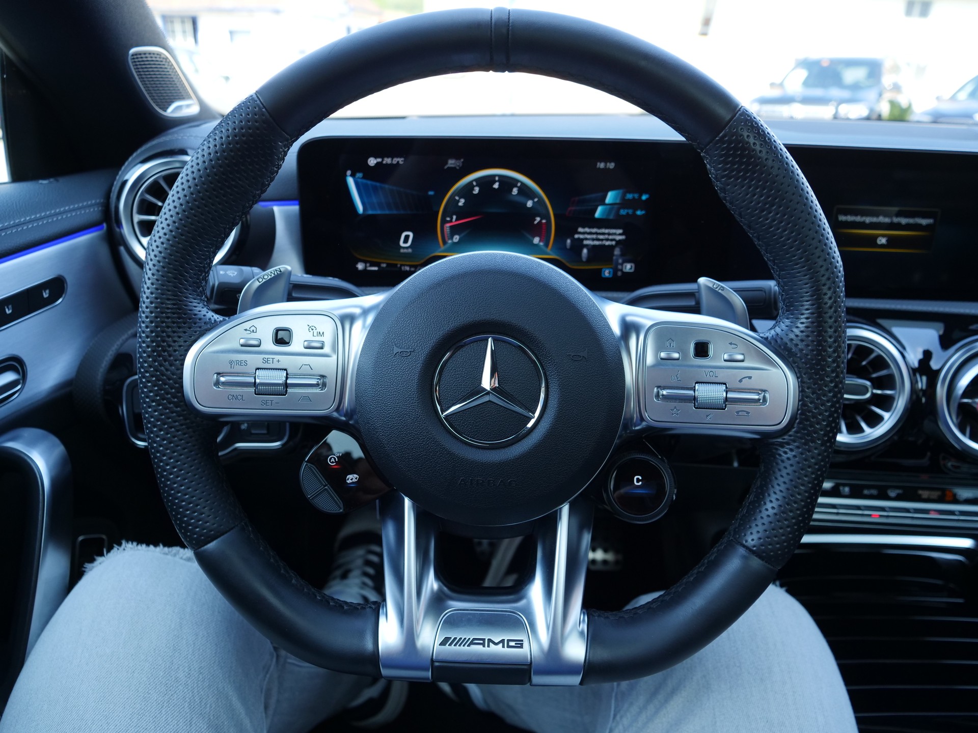 MERCEDES-BENZ CLA 45 S AMG 4Matic+ 8G-DCT-image-9