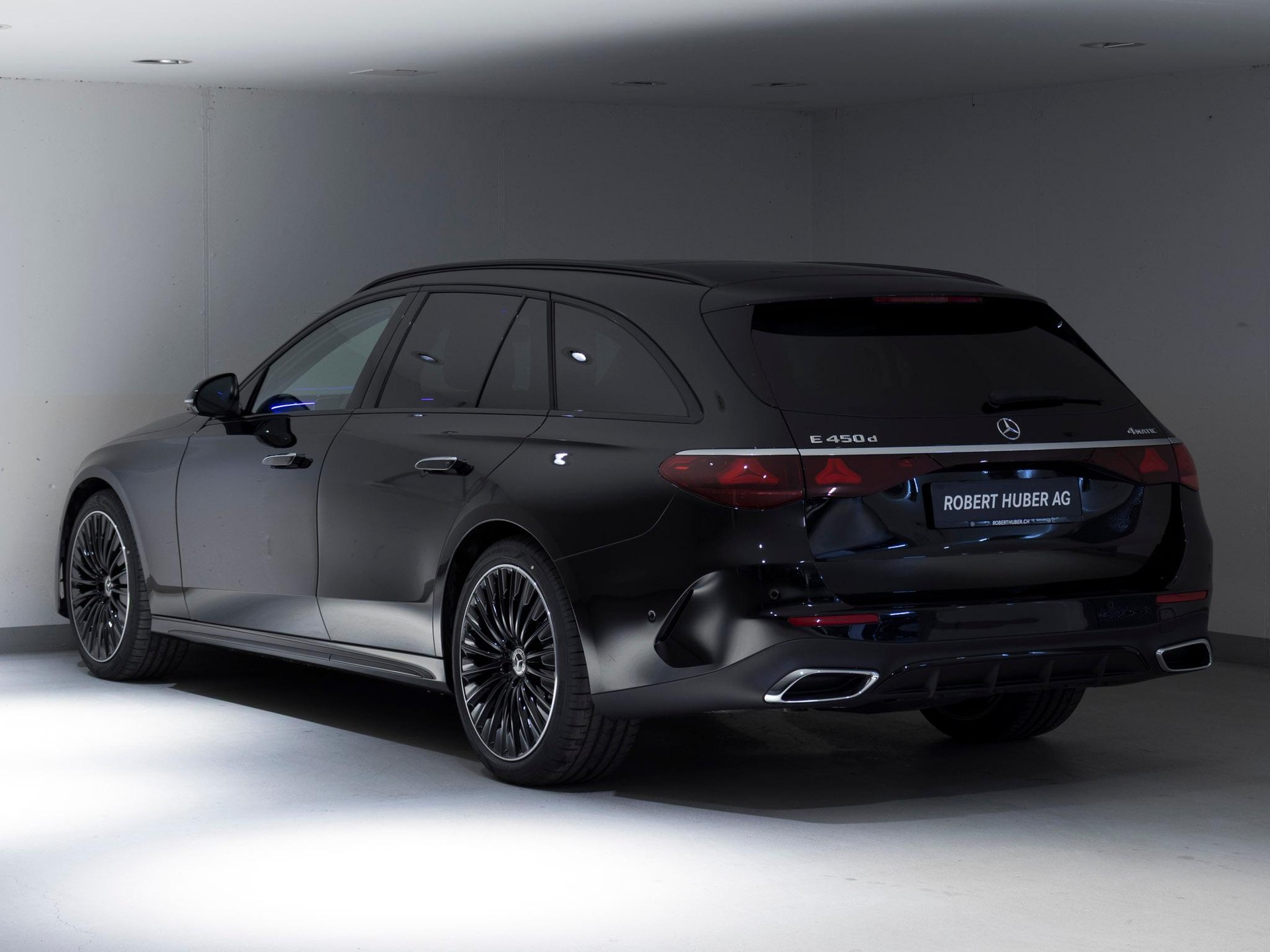MERCEDES-BENZ E 450 d 4MATIC T-Modell-image-3