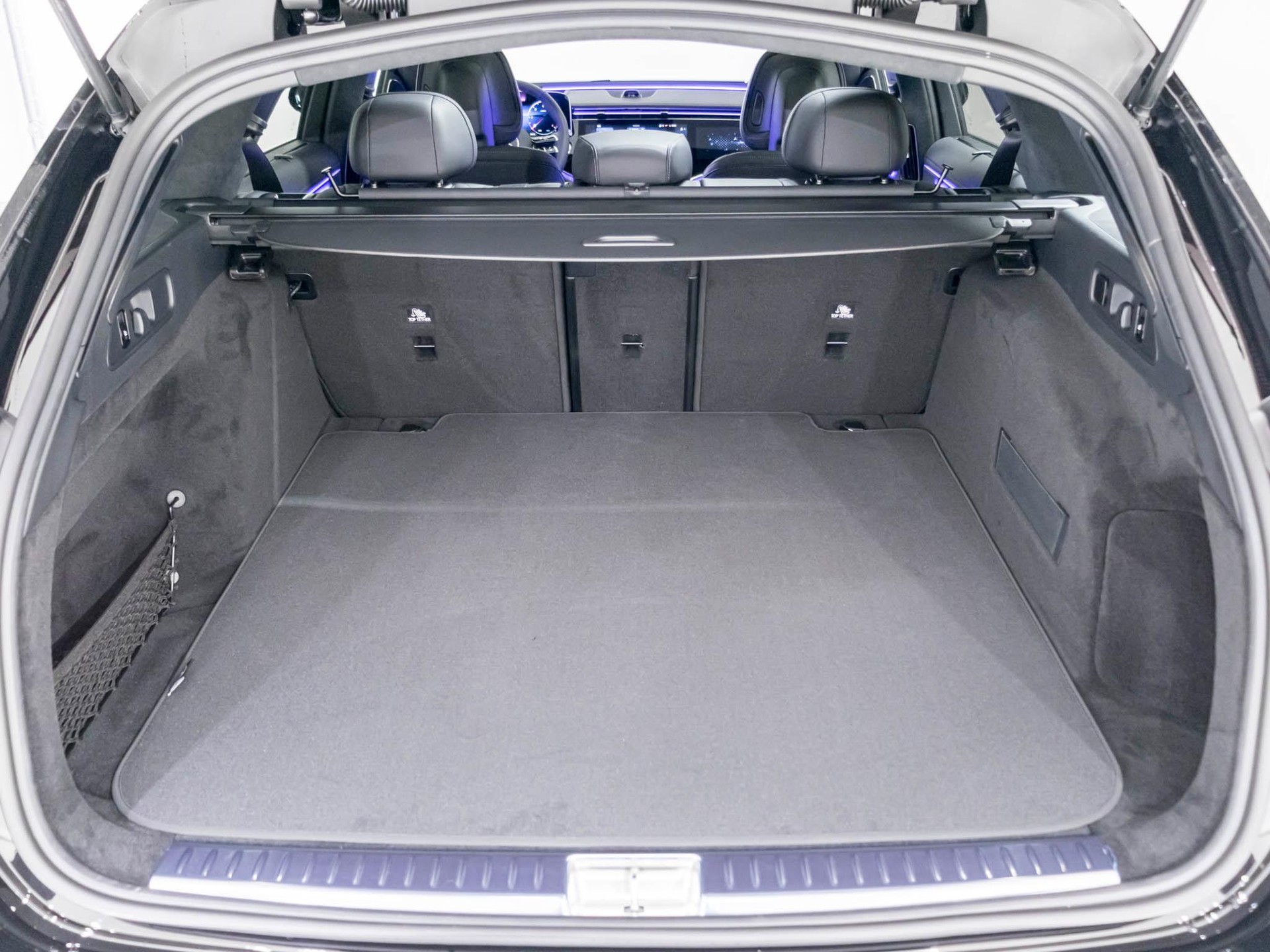 MERCEDES-BENZ E 450 d 4MATIC T-Modell-image-13