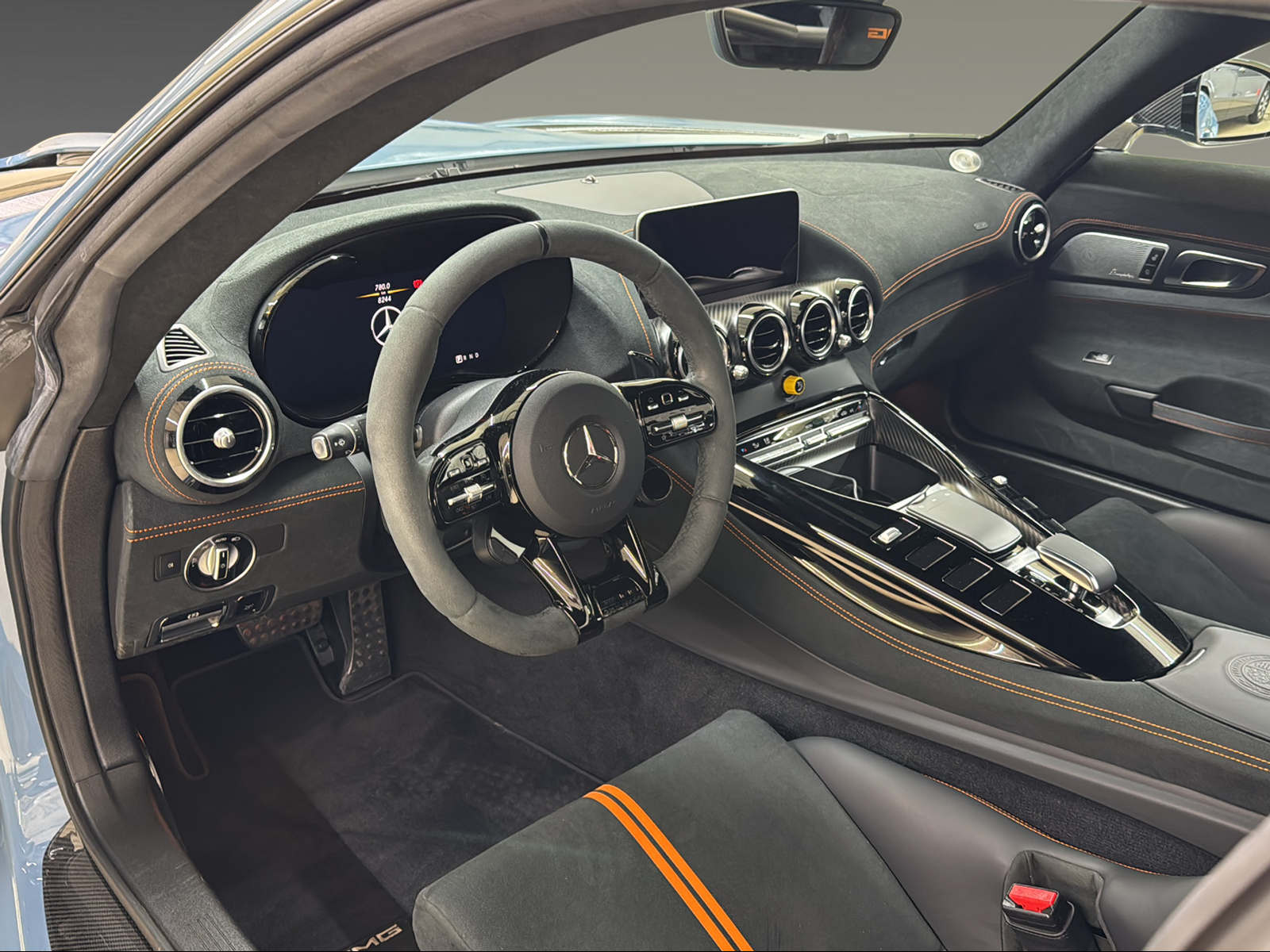 MERCEDES-BENZ AMG GT Black Series-image-7