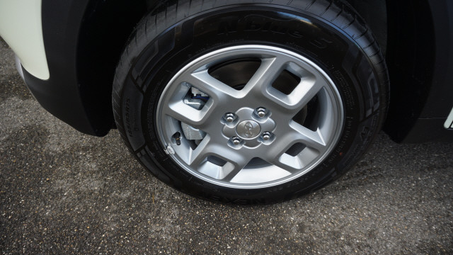 HYUNDAI Inster 49kWh Amplia-image-6