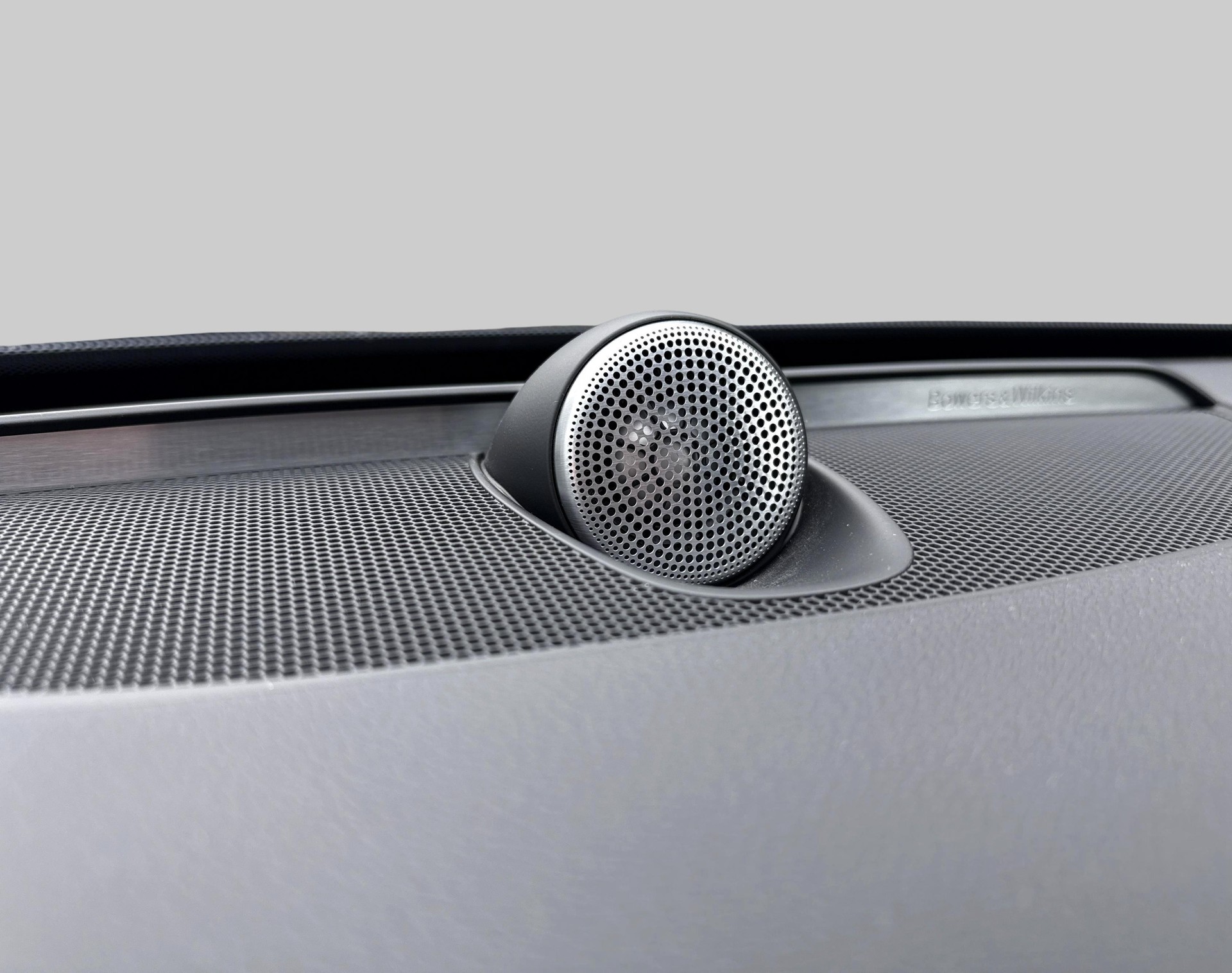 VOLVO XC90 T8 eAWD R-Design-image-14