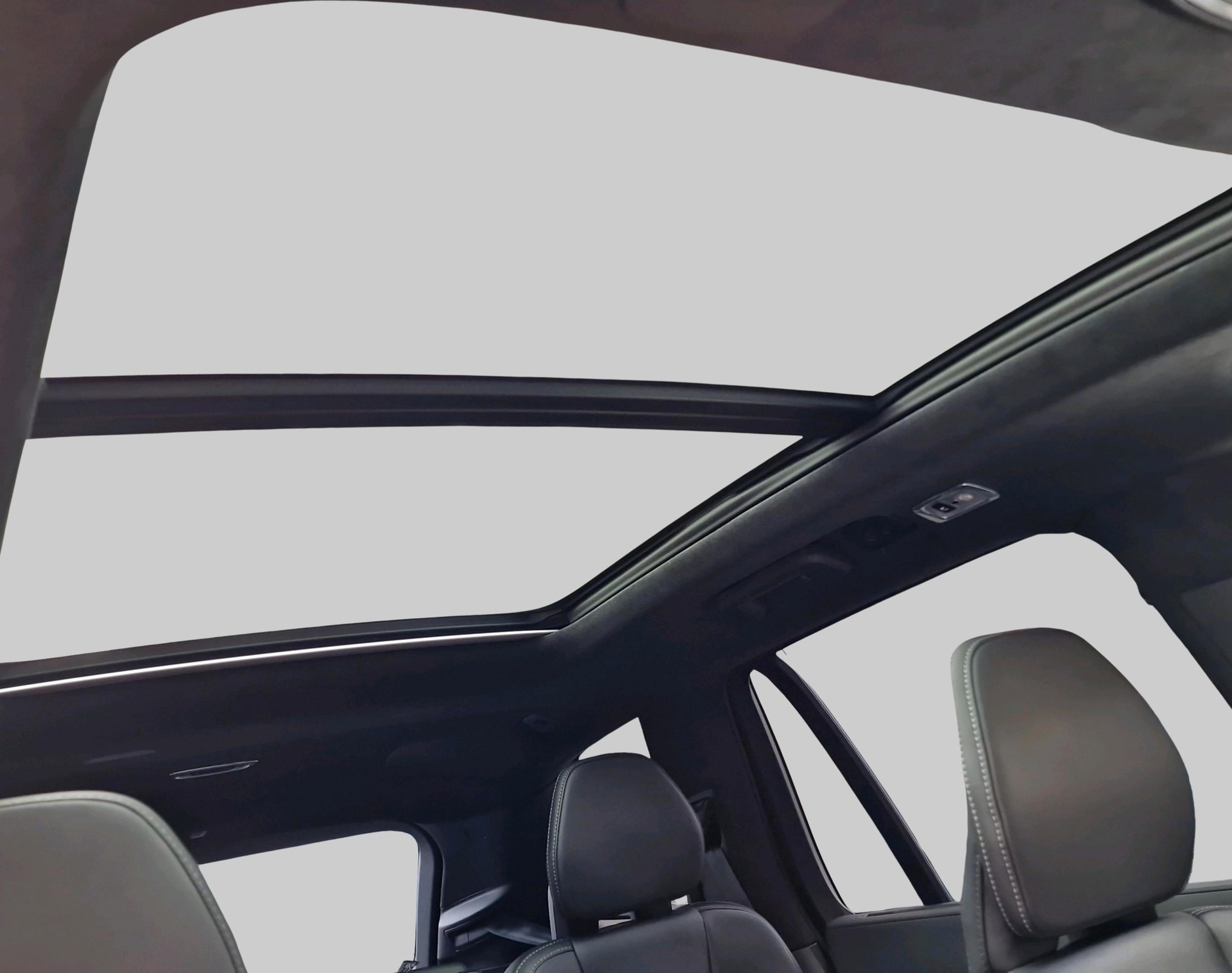 VOLVO XC90 T8 eAWD R-Design-image-18