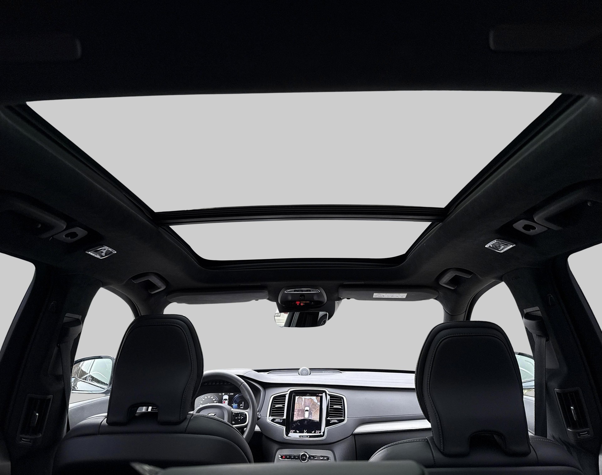 VOLVO XC90 T8 eAWD R-Design-image-15