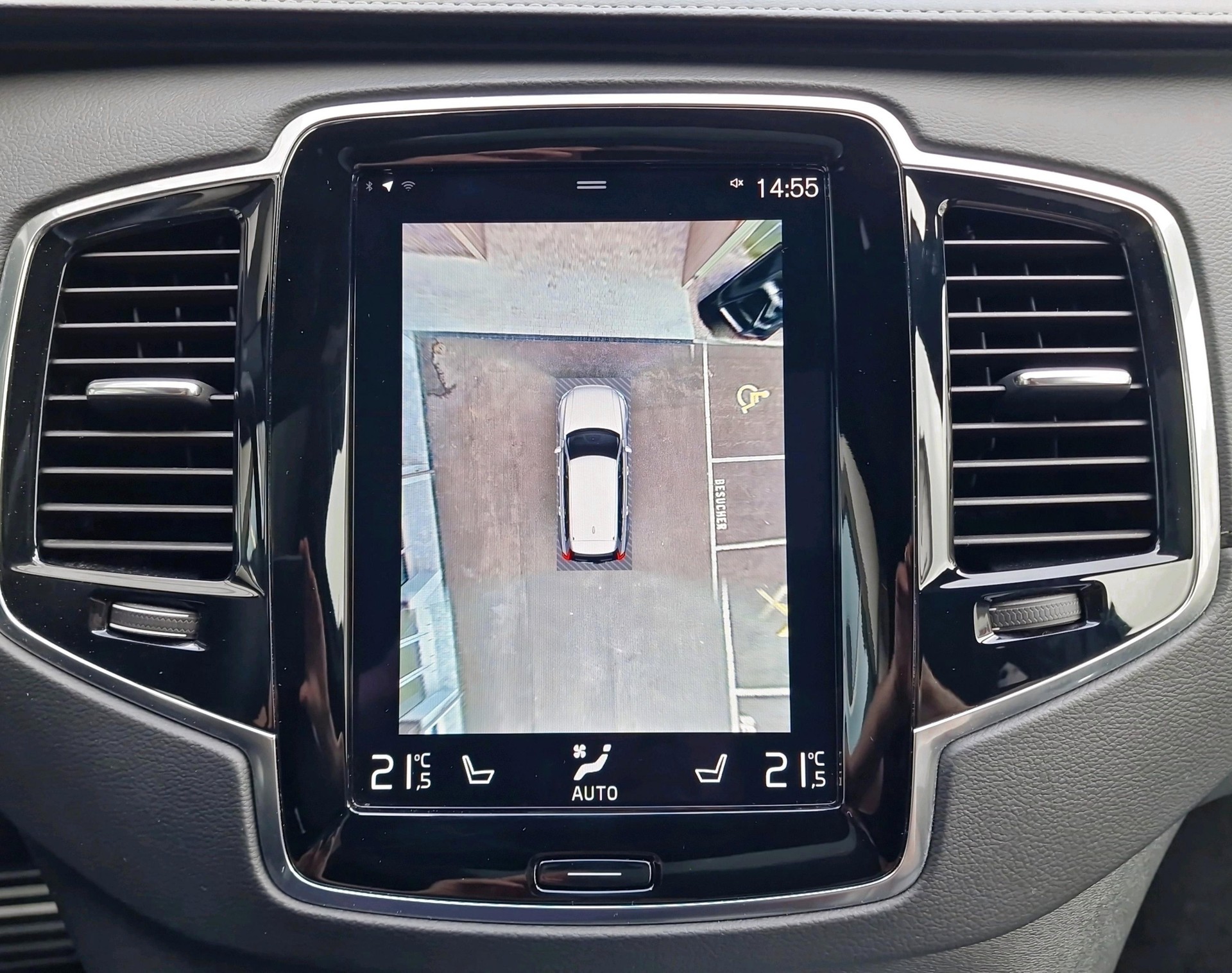 VOLVO XC90 T8 eAWD R-Design-image-17
