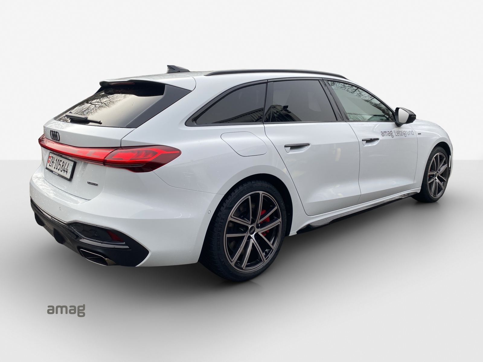 AUDI A5 Avant e-hybrid quattro 270 kW S tronic-image-4