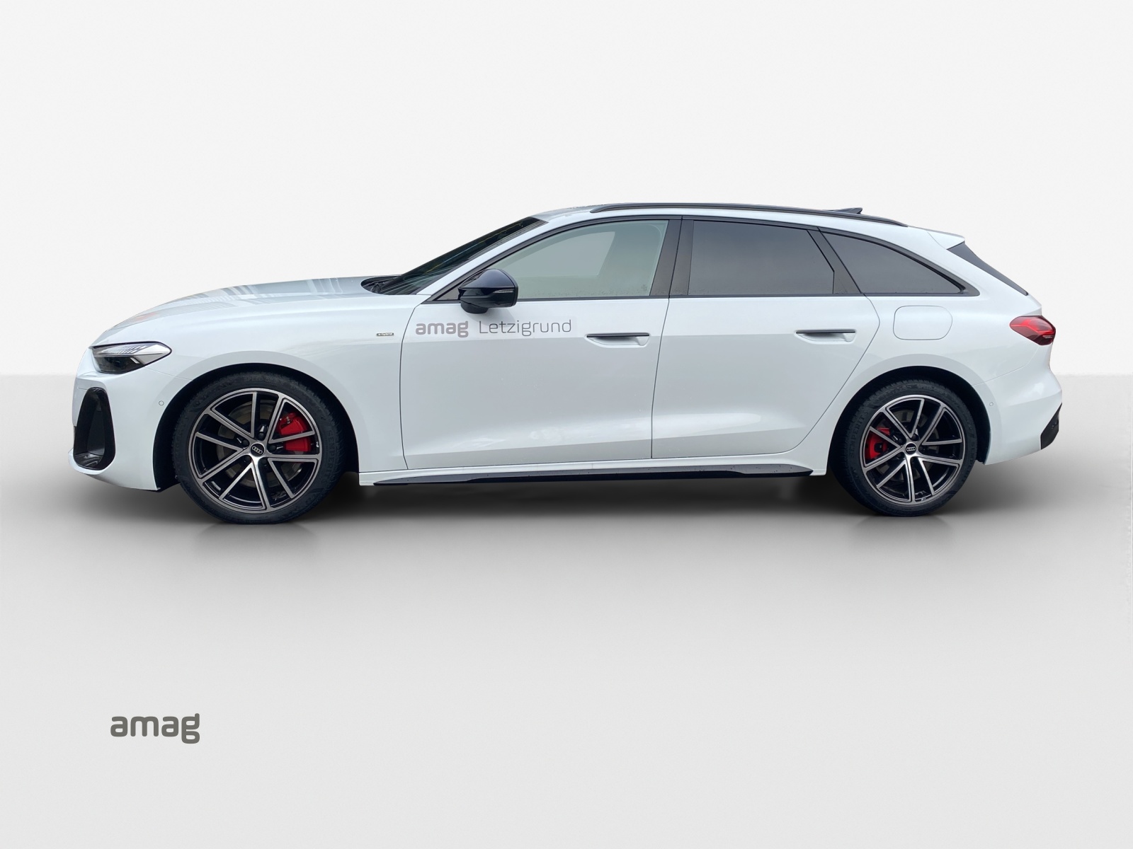 AUDI A5 Avant e-hybrid quattro 270 kW S tronic-image-1