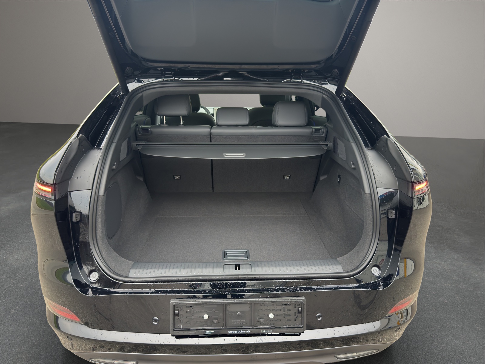 XPENG G6 Performance AWD Black Edition-image-10