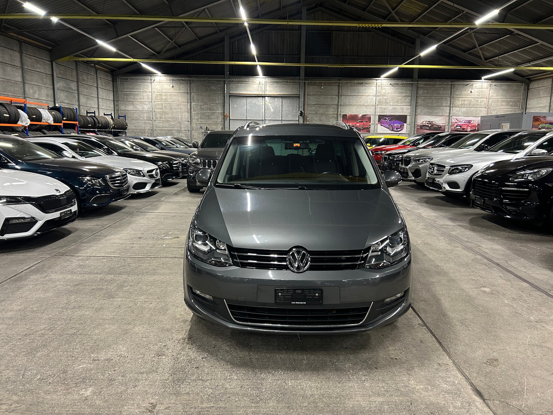 VW Sharan 2.0 TDI 4Motion 7 Plätze-image-8