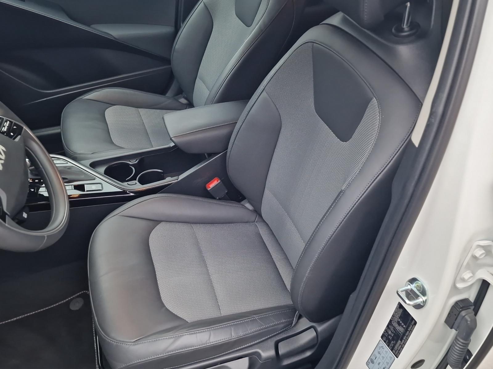 KIA Niro 1.6 GDi Plug-in Hybrid Power Edition-image-7