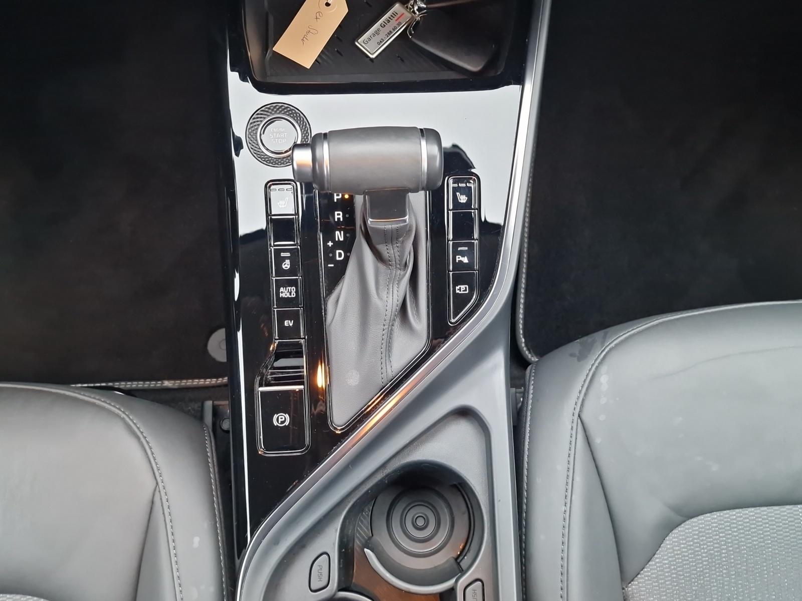 KIA Niro 1.6 GDi Plug-in Hybrid Power Edition-image-6