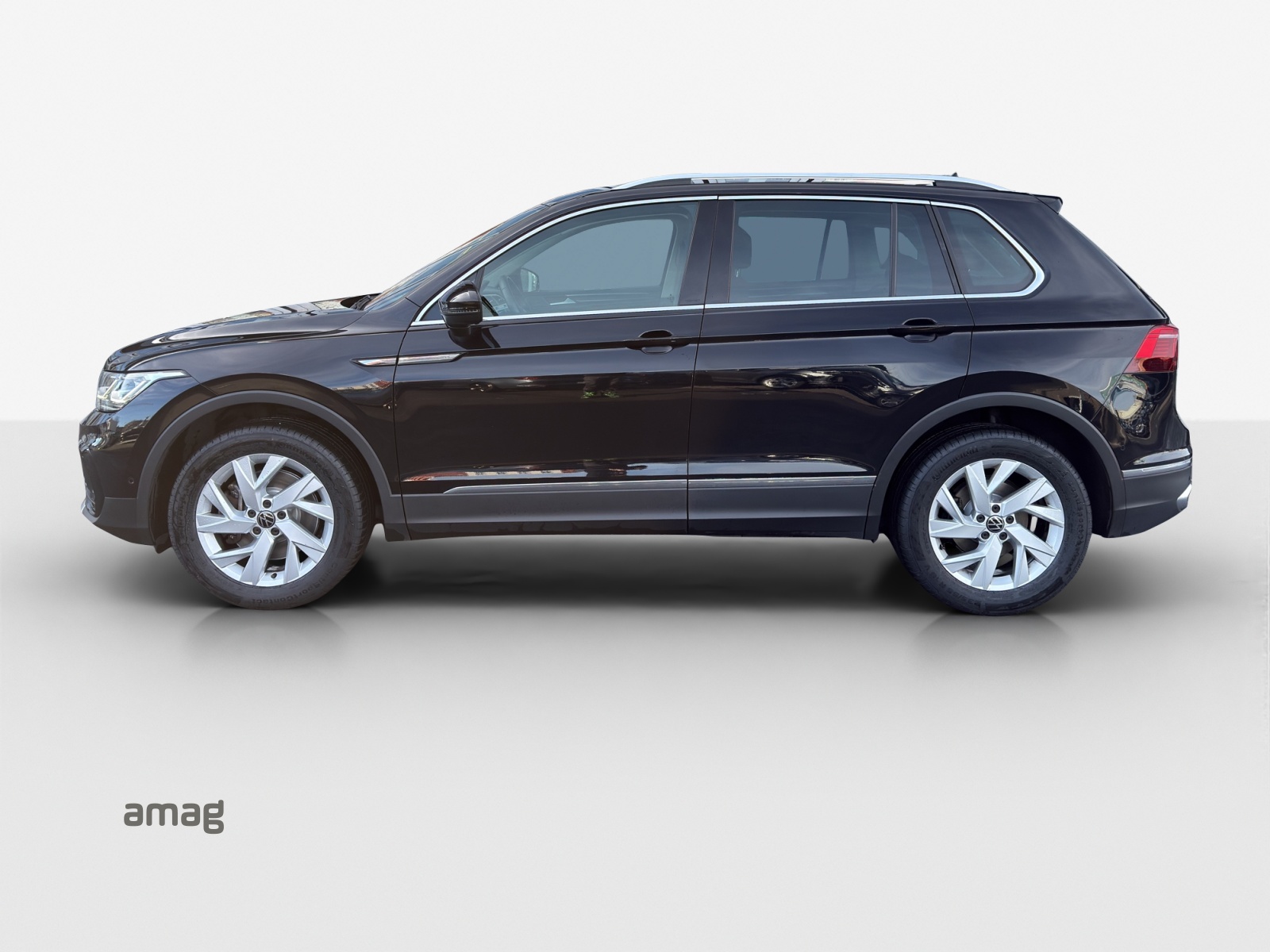 VW Tiguan 2.0 TDI SCR Elegance 4Motion DSG-image-1