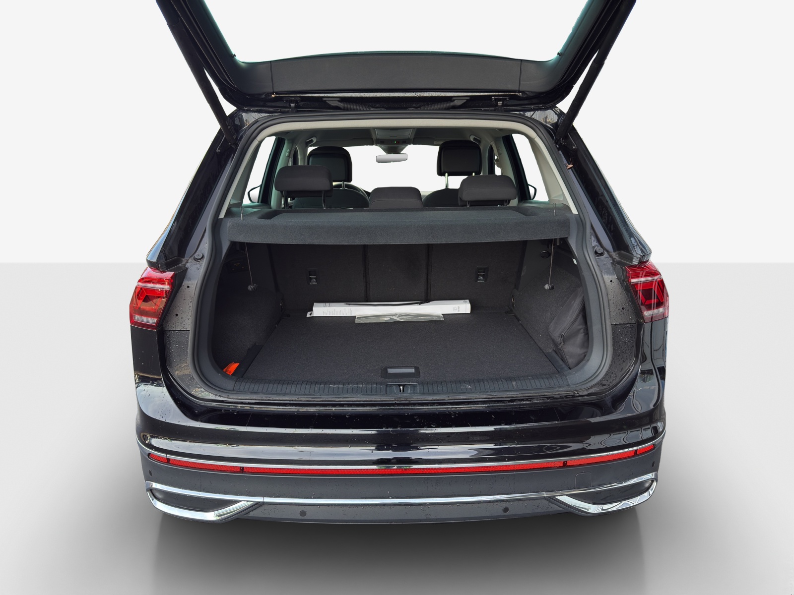 VW Tiguan 2.0 TDI SCR Elegance 4Motion DSG-image-12