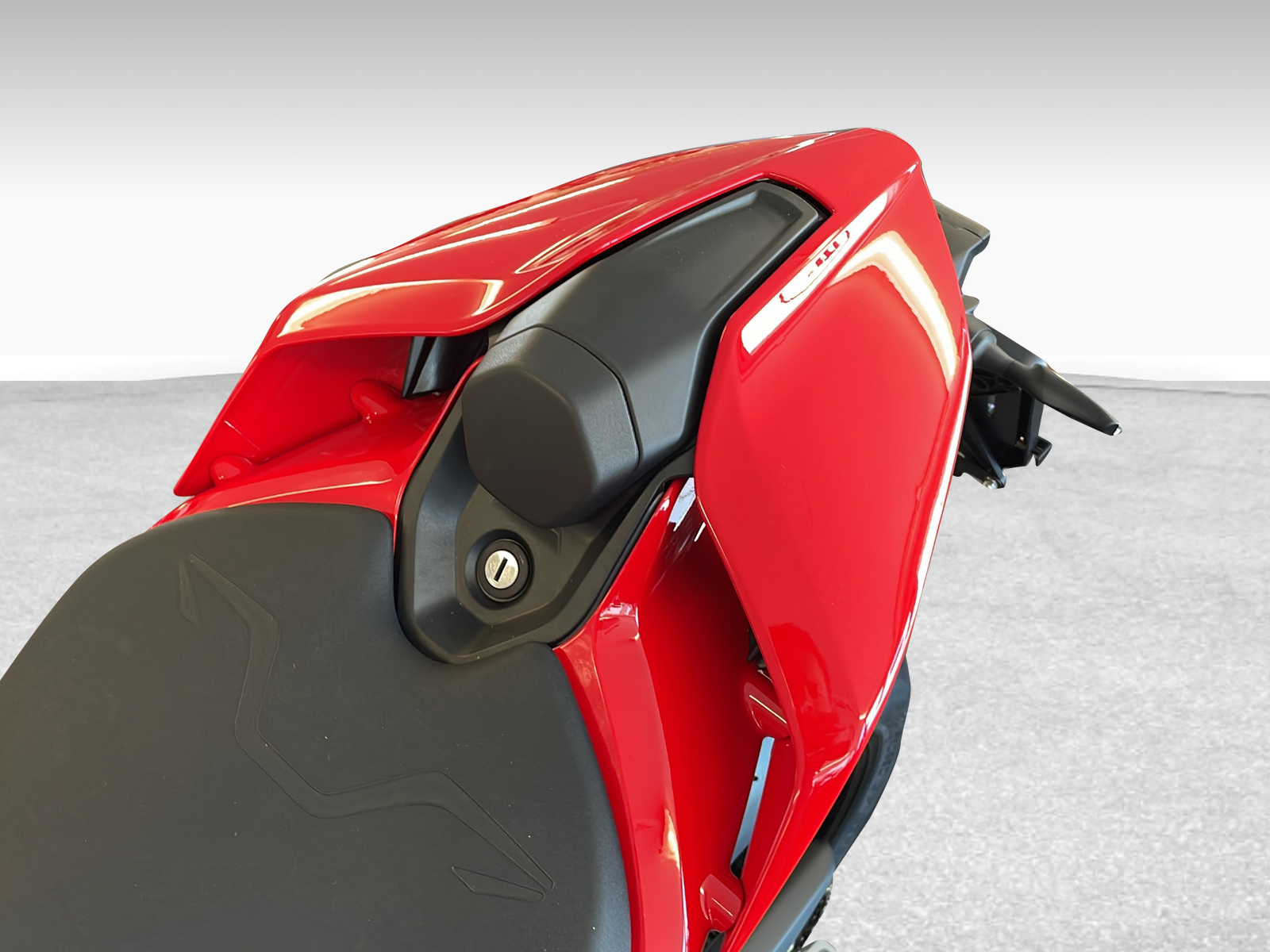 DUCATI 1100 Streetfighter V4 ABS-image-8