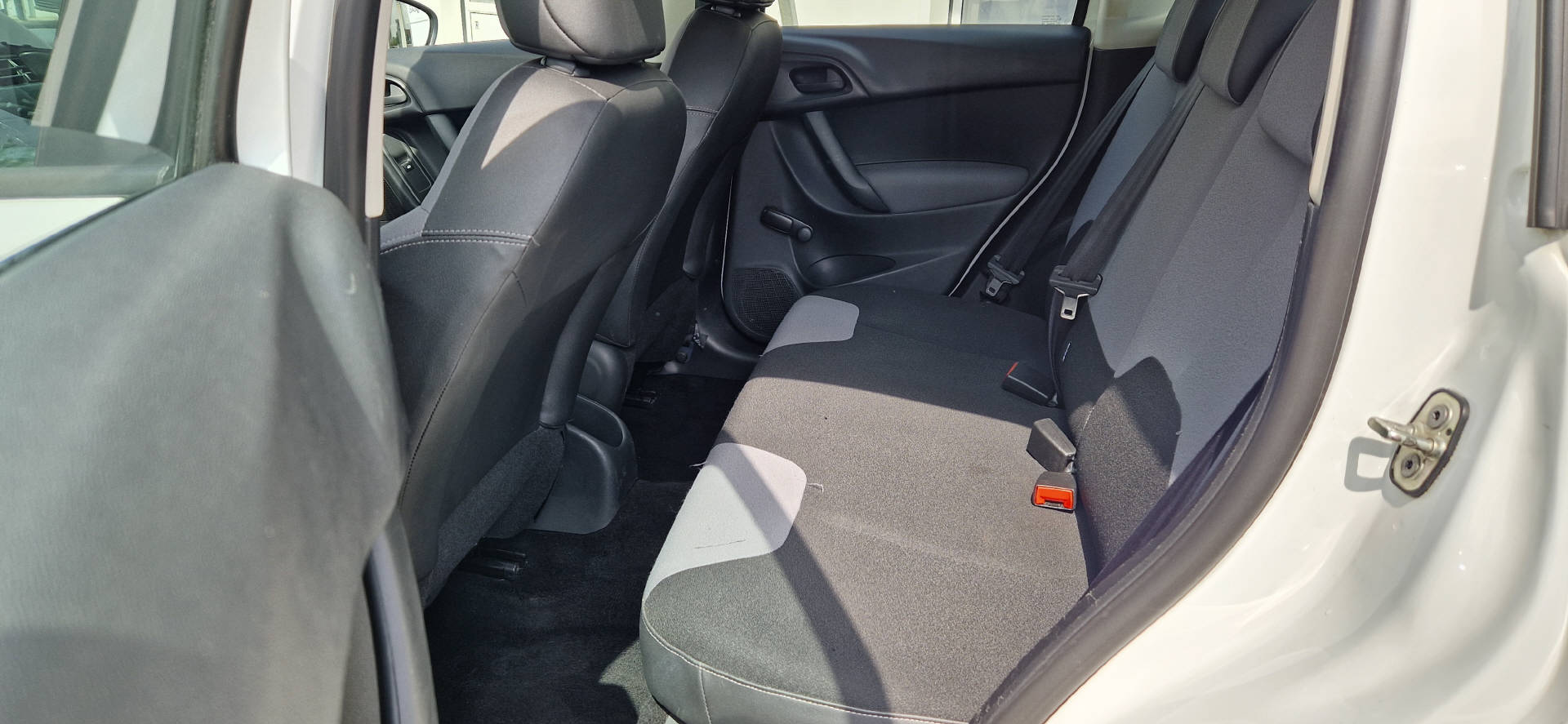 CITROEN C3 1.2 PureTech Attraction-image-10