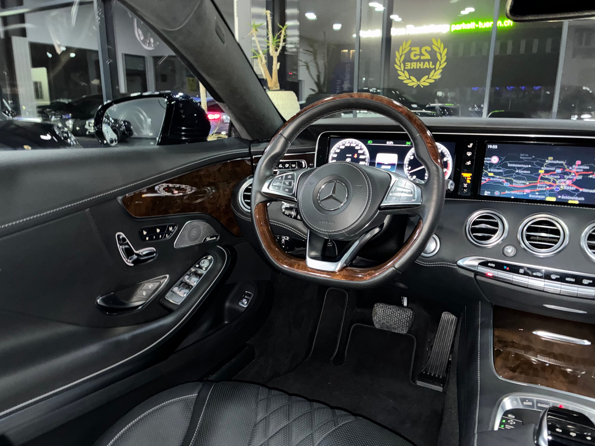 MERCEDES-BENZ S 500 Coupé 4Matic 7G-Tronic-image-7