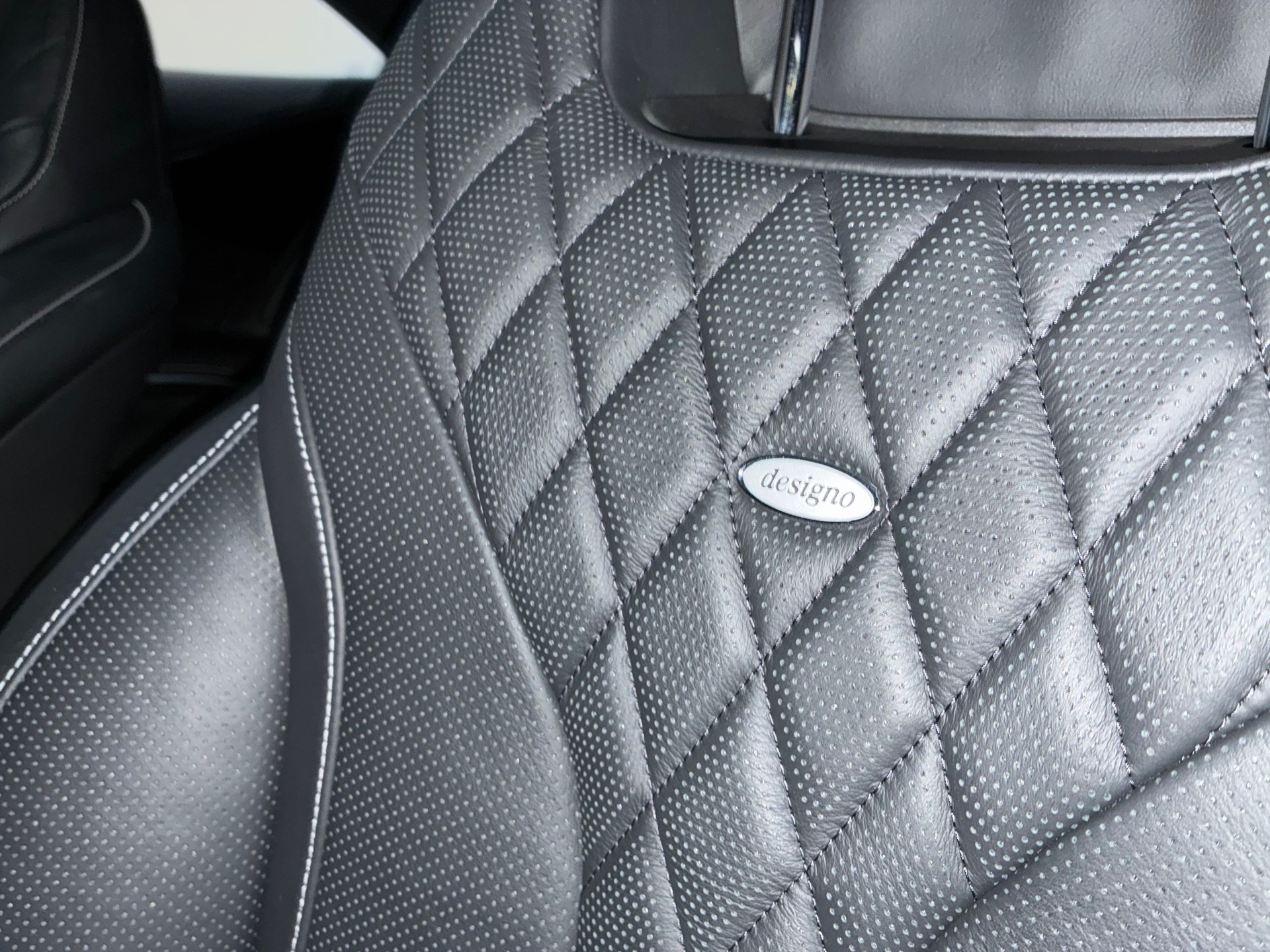 MERCEDES-BENZ S 500 Coupé 4Matic 7G-Tronic-image-10