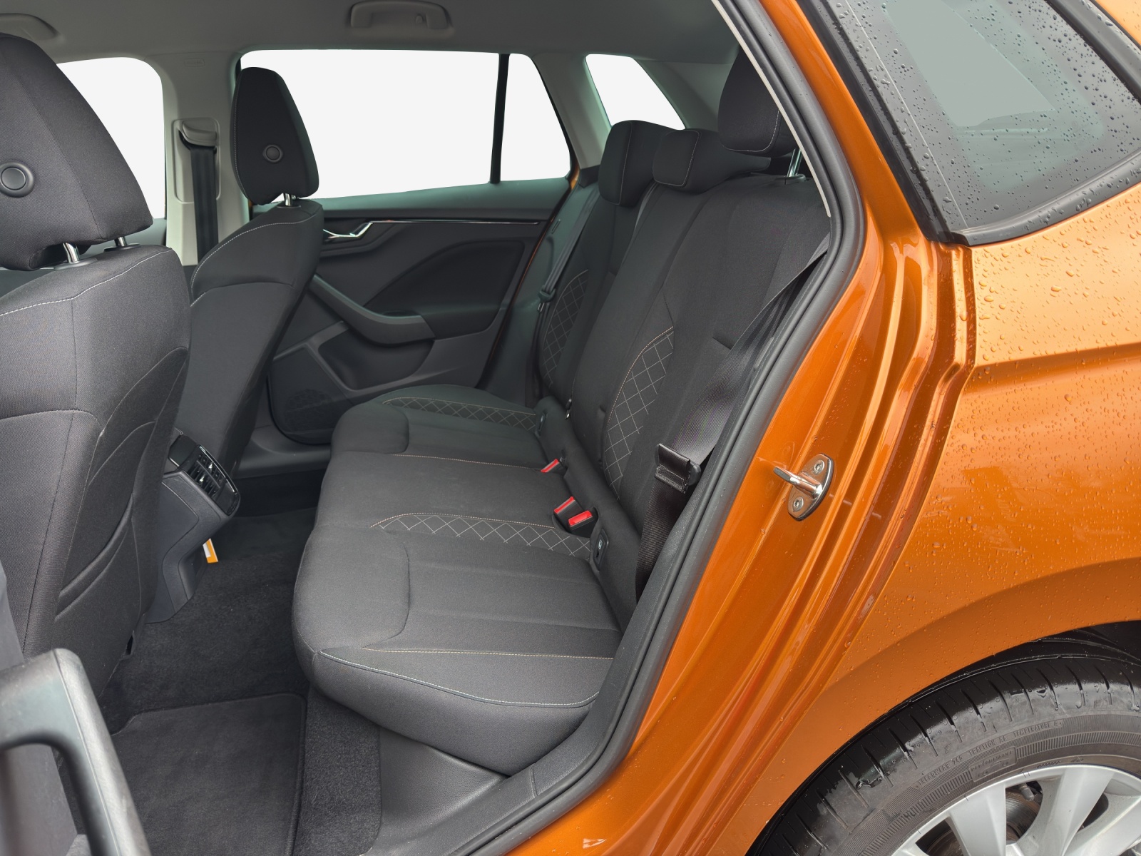 SKODA Kamiq 1.0 TSI Ambition-image-11