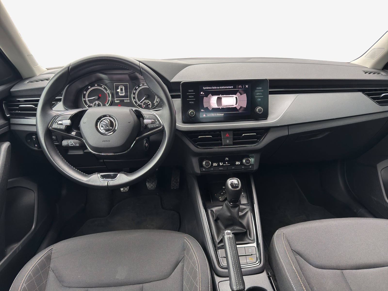 SKODA Kamiq 1.0 TSI Ambition-image-8