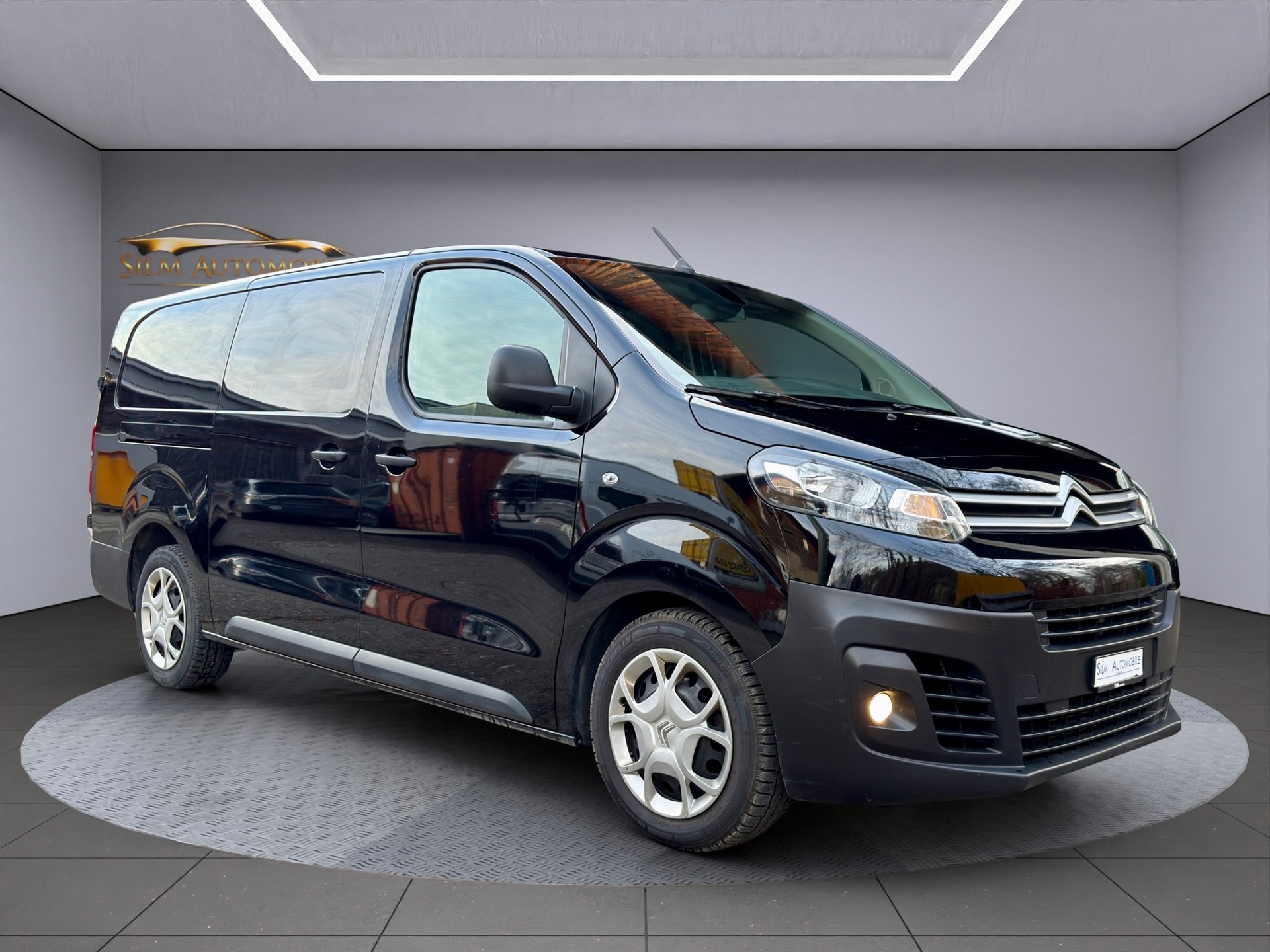 CITROEN Jumpy 2.0 BlueHDi 120 XL Extra-Lang, 3 Sitze, Nutzlast 1225 Kg-showroom-element-1