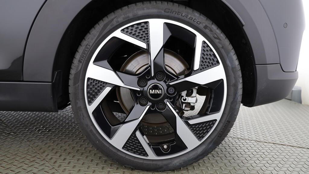 MINI Cooper 5 door C-image-10