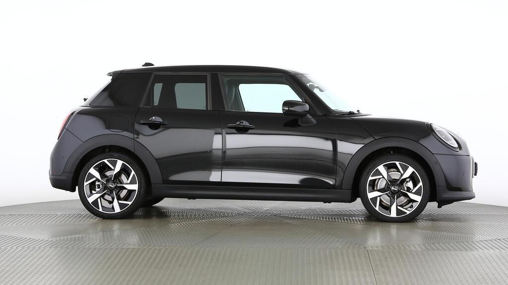 MINI Cooper 5 door C-image-2