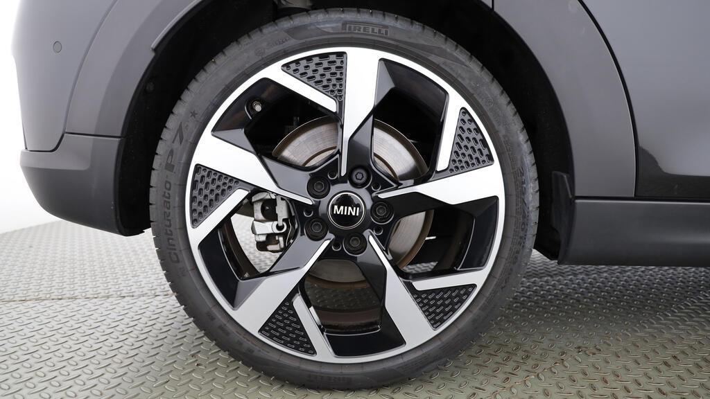 MINI Cooper 5 door C-image-9