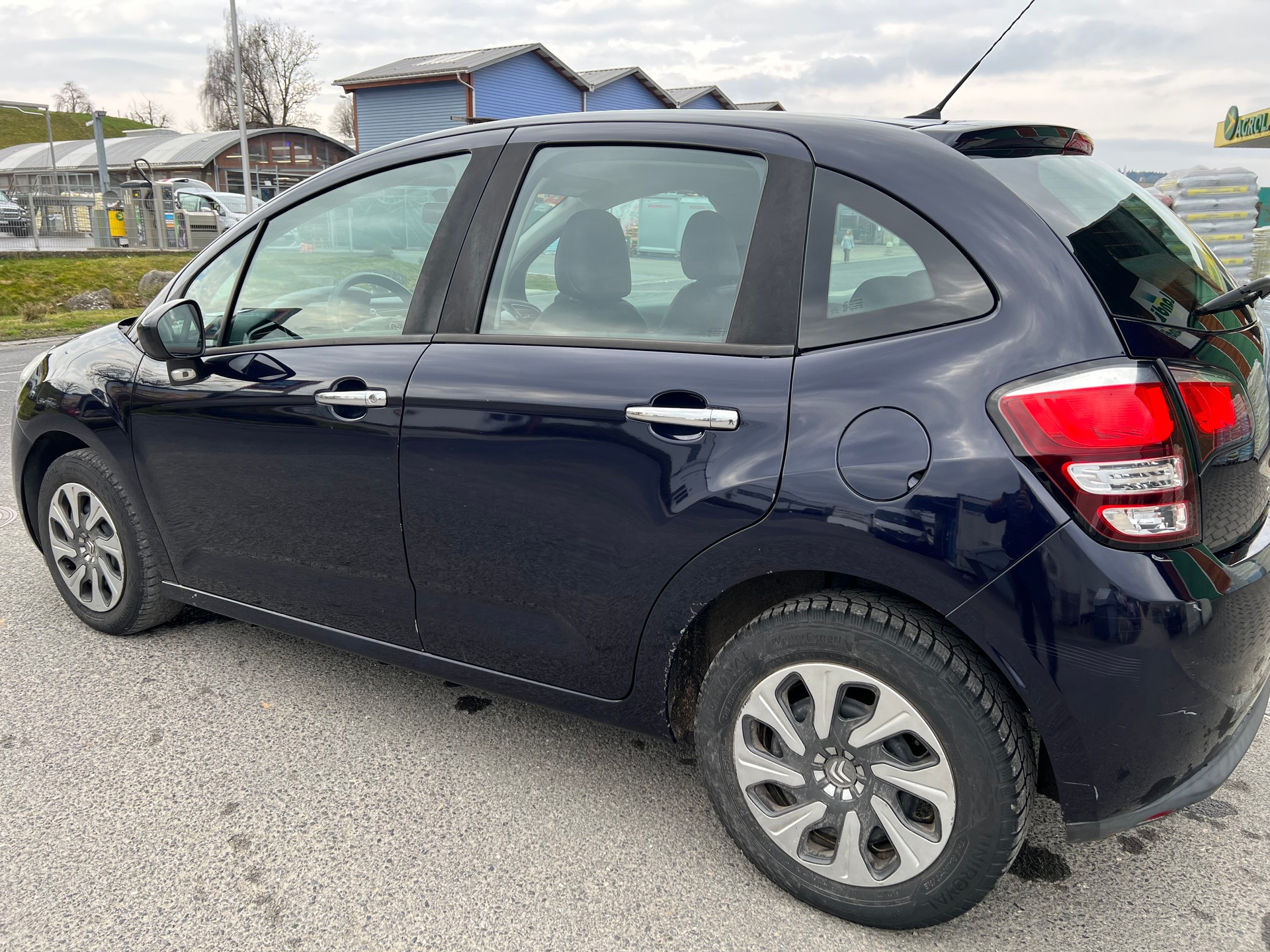 CITROEN C3 1.2i Attraction-image-3