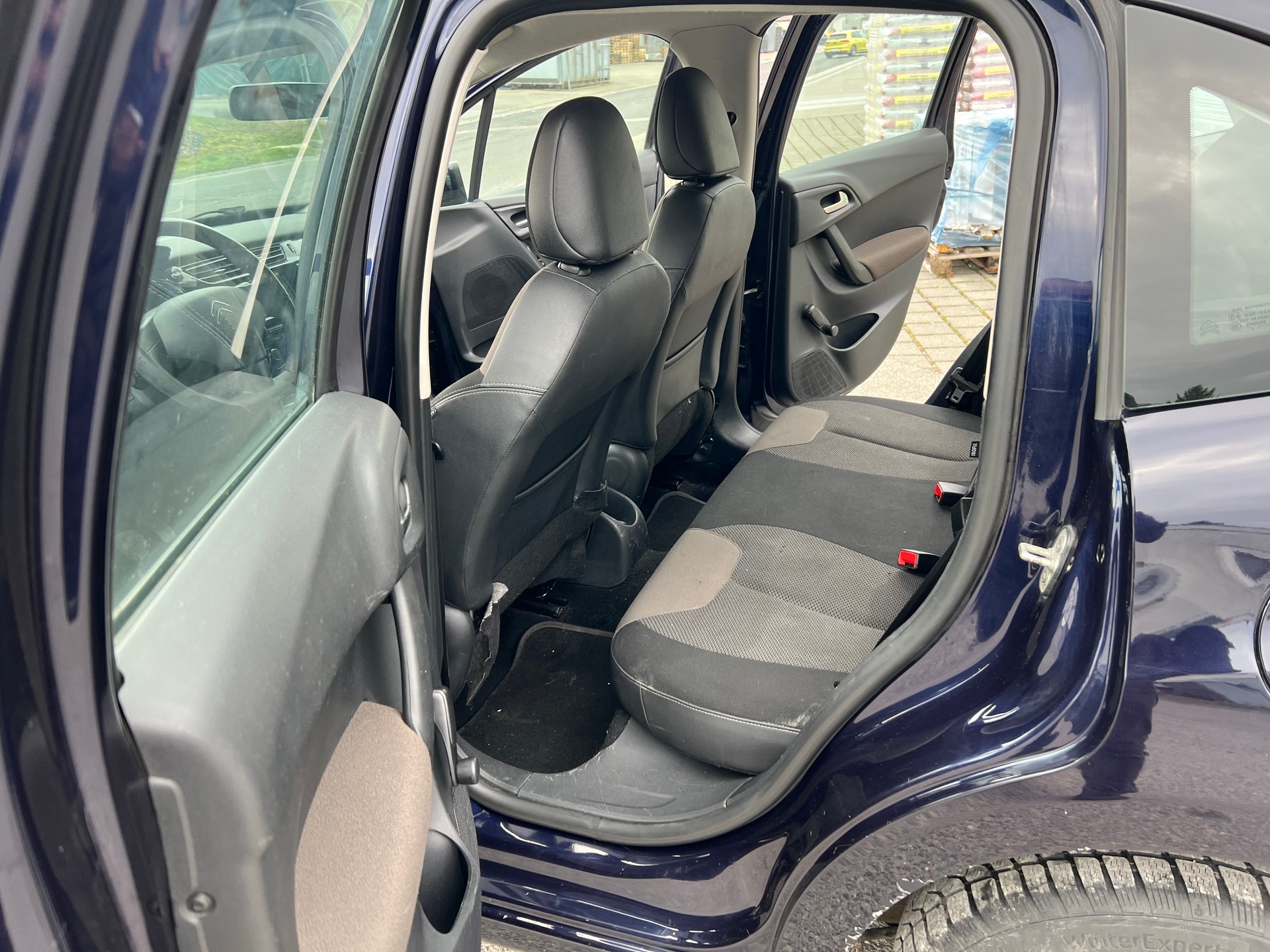 CITROEN C3 1.2i Attraction-image-9