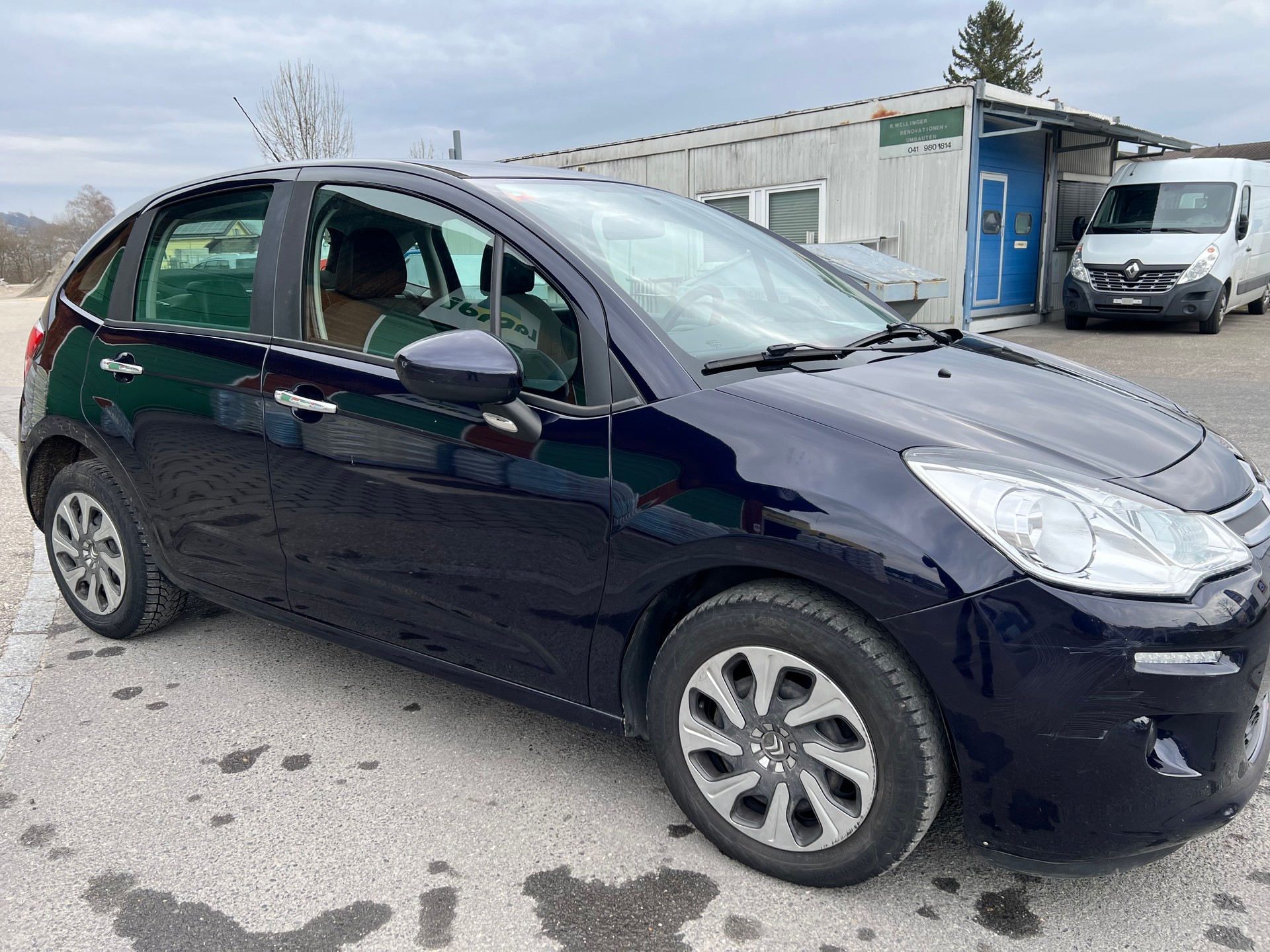 CITROEN C3 1.2i Attraction-image-5