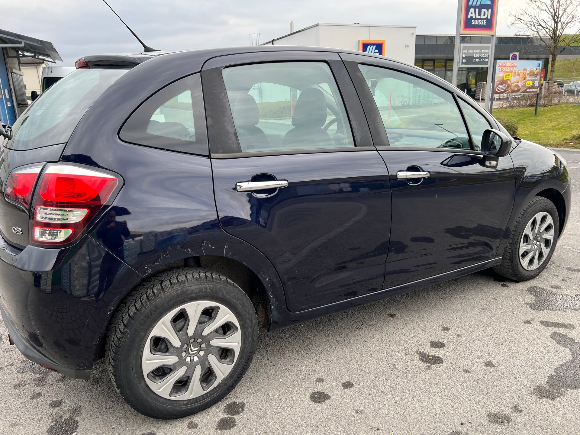 CITROEN C3 1.2i Attraction-image-4