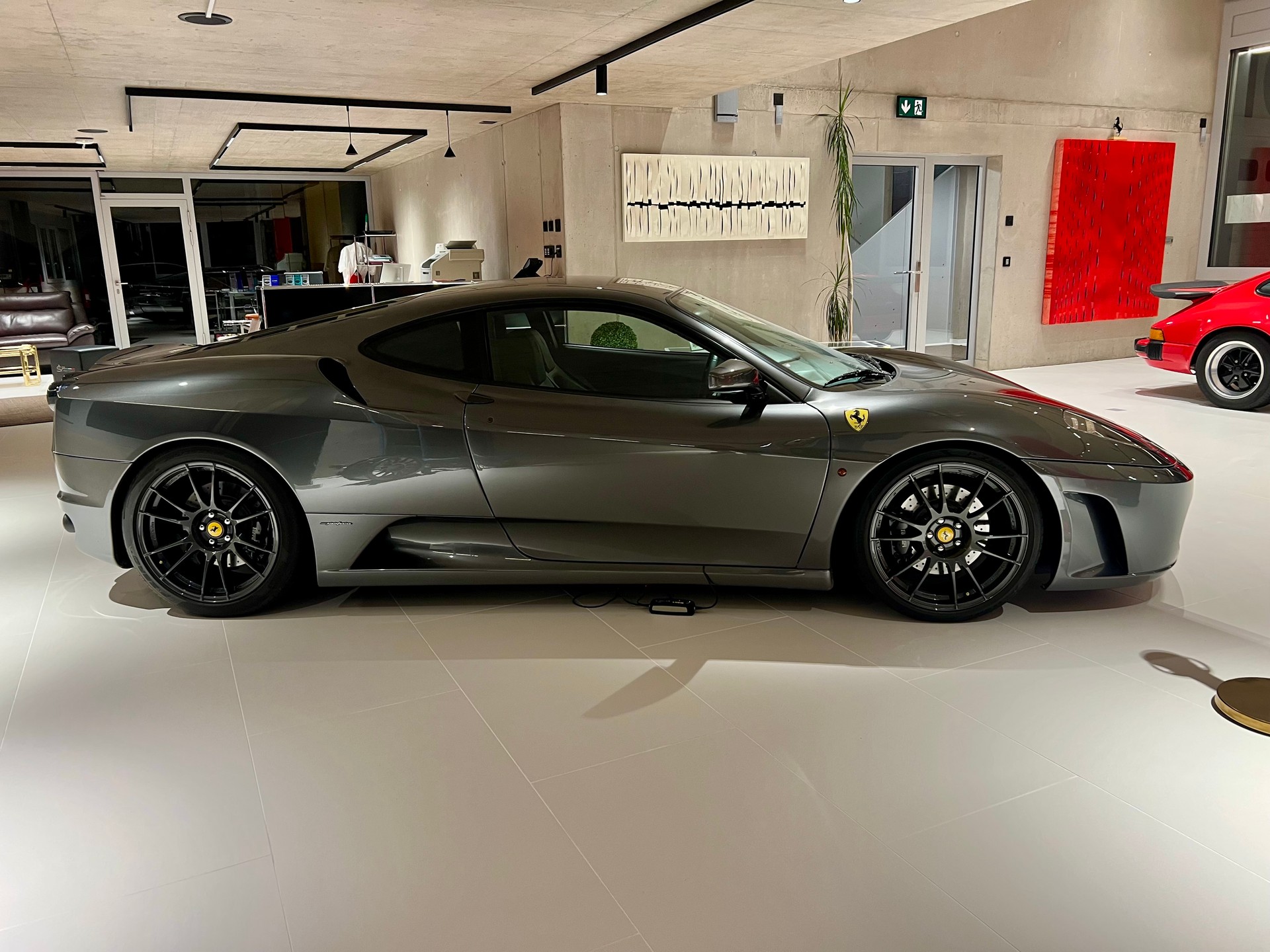 FERRARI F430-image-3
