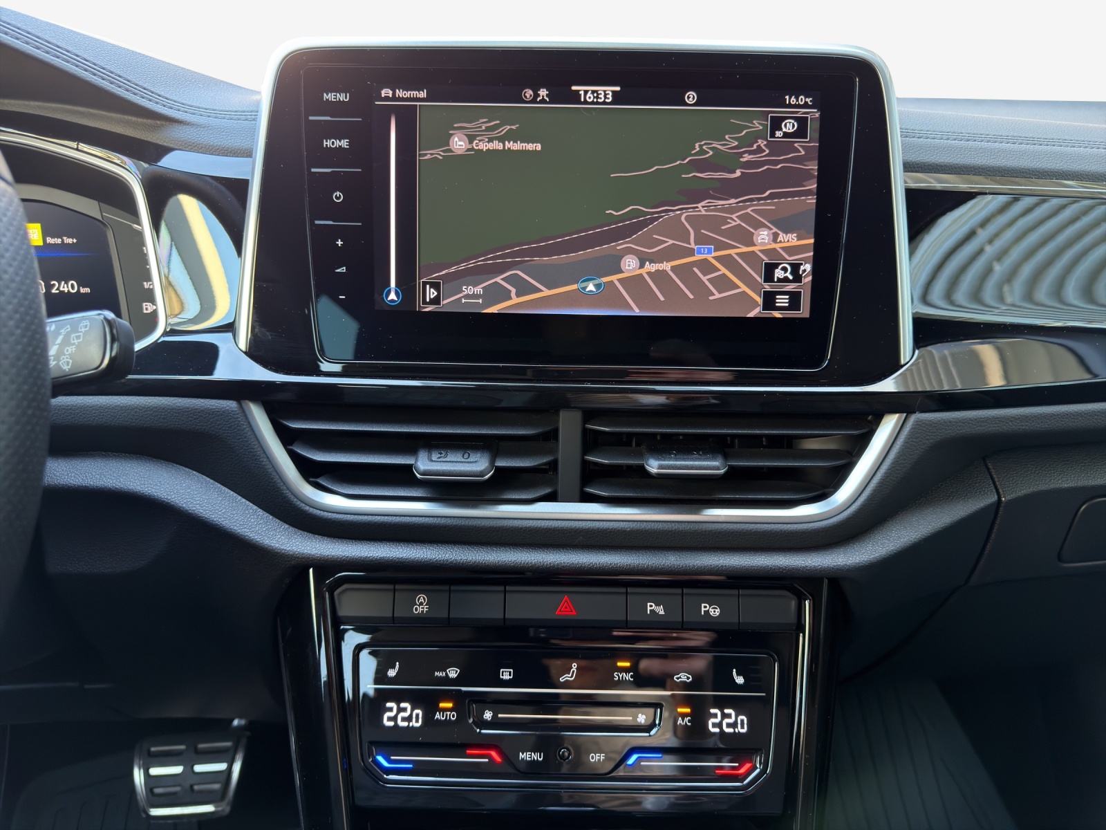 VW T-Roc 2.0 TSI R-Line DSG 4Motion-image-10