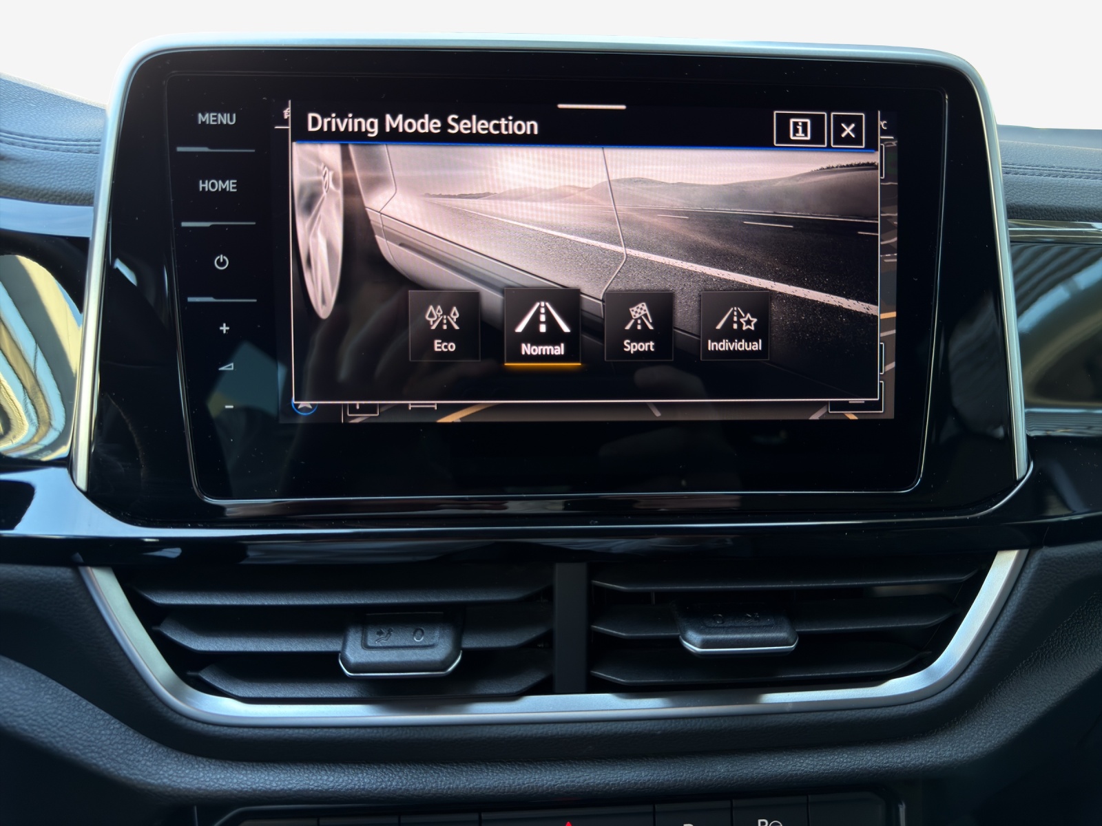 VW T-Roc 2.0 TSI R-Line DSG 4Motion-image-14