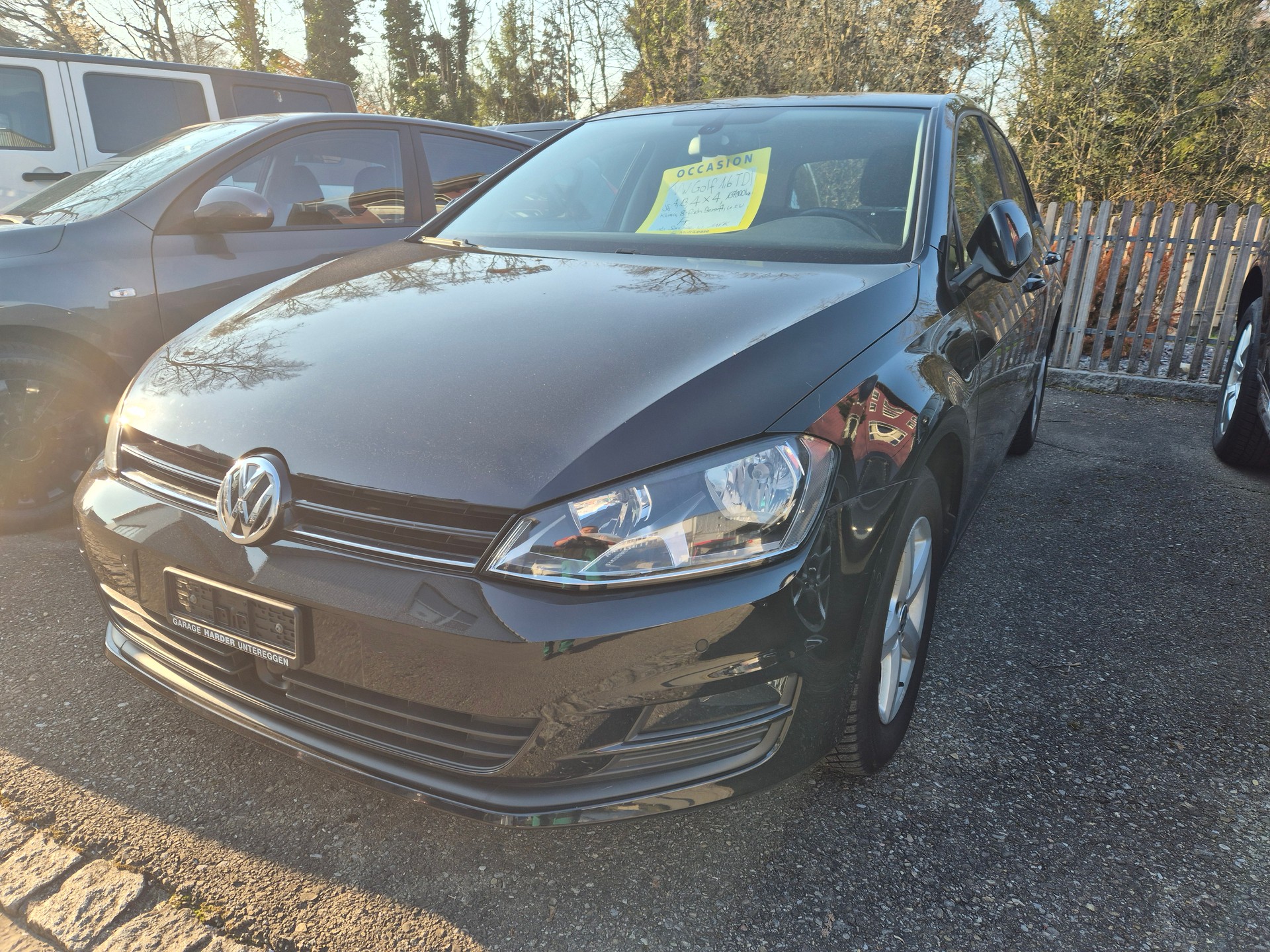 VW Golf 1.6 TDI Trendline 4Motion-image-1