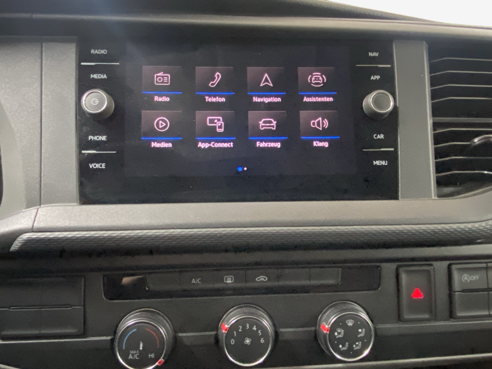 VW T6.1 2.0 TDI-image-14