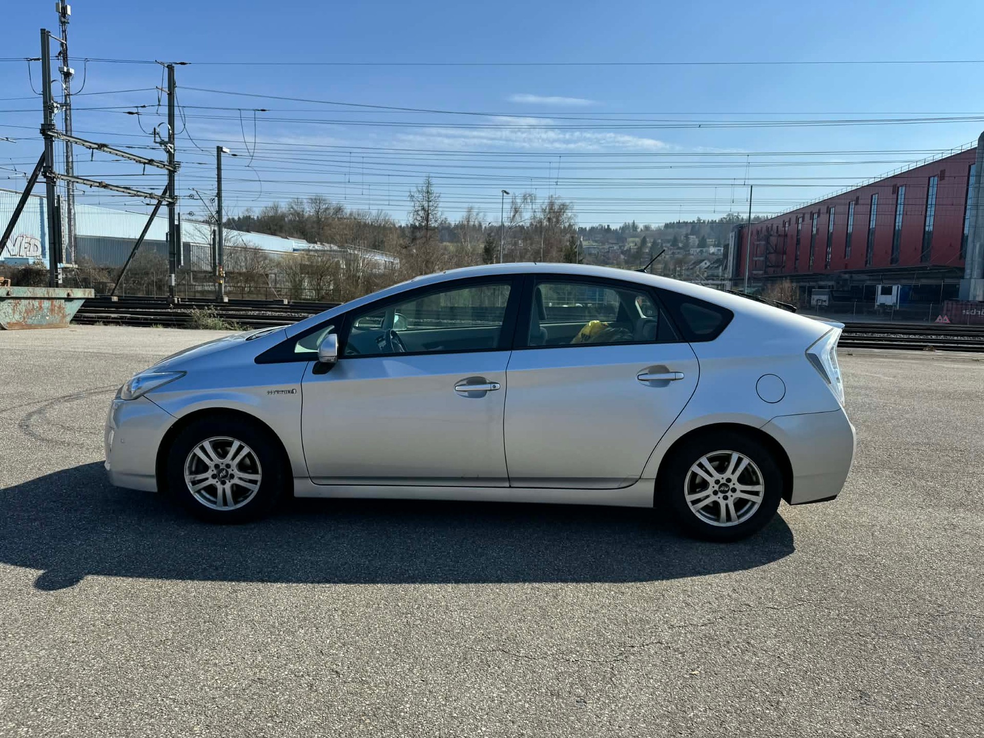 TOYOTA Prius 1.8 16V HSD Sol-image-6
