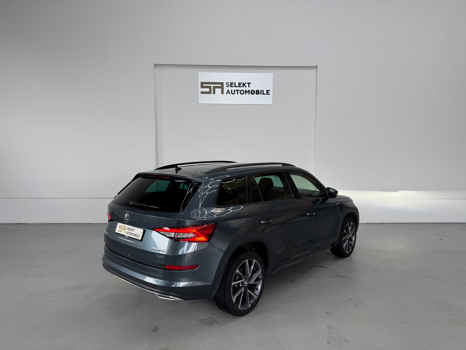 SKODA Kodiaq 2.0 TDI CR Sport Line 4x4 DSG-image-5
