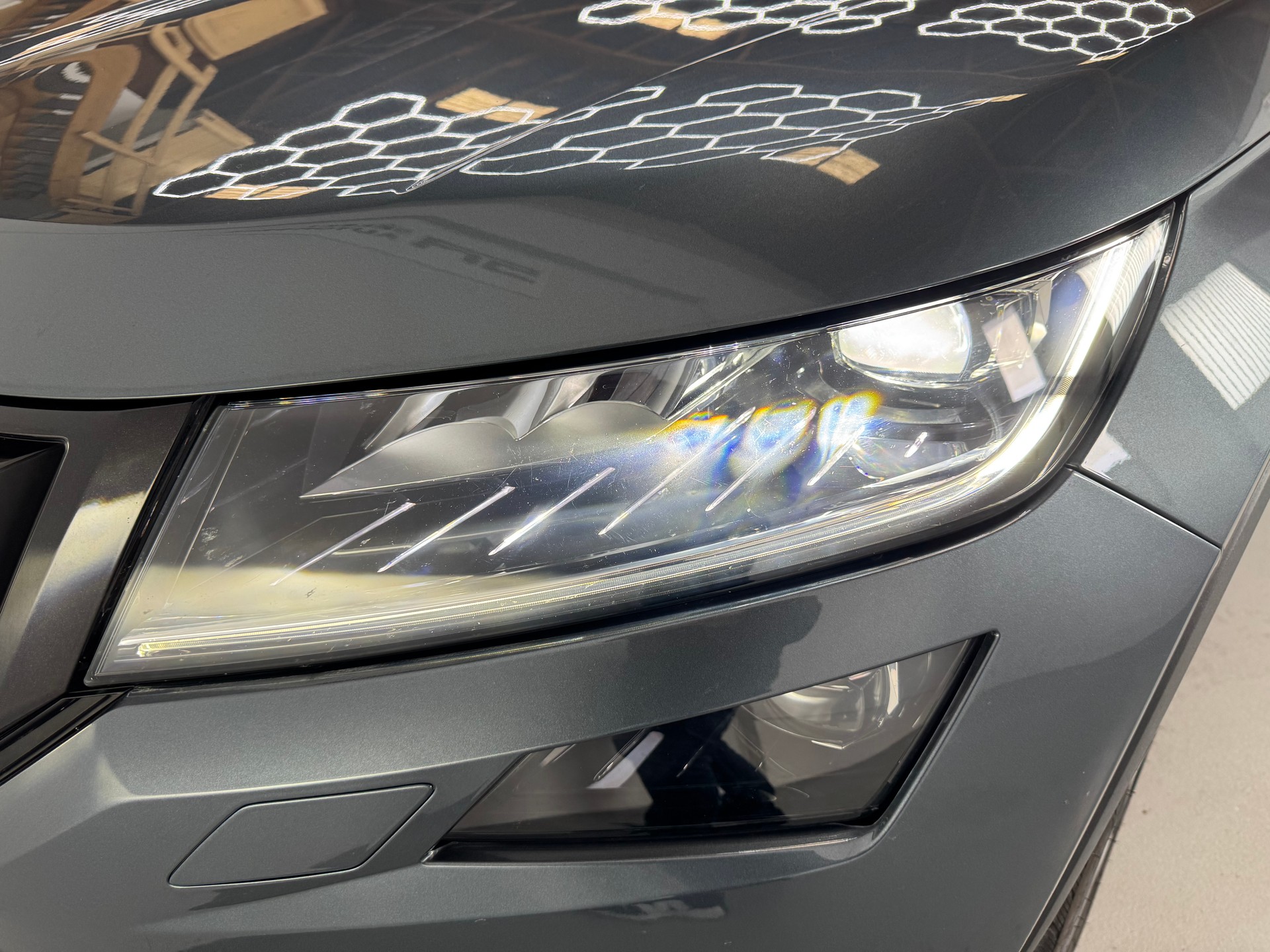 SKODA Kodiaq 2.0 TDI CR Sport Line 4x4 DSG-image-7