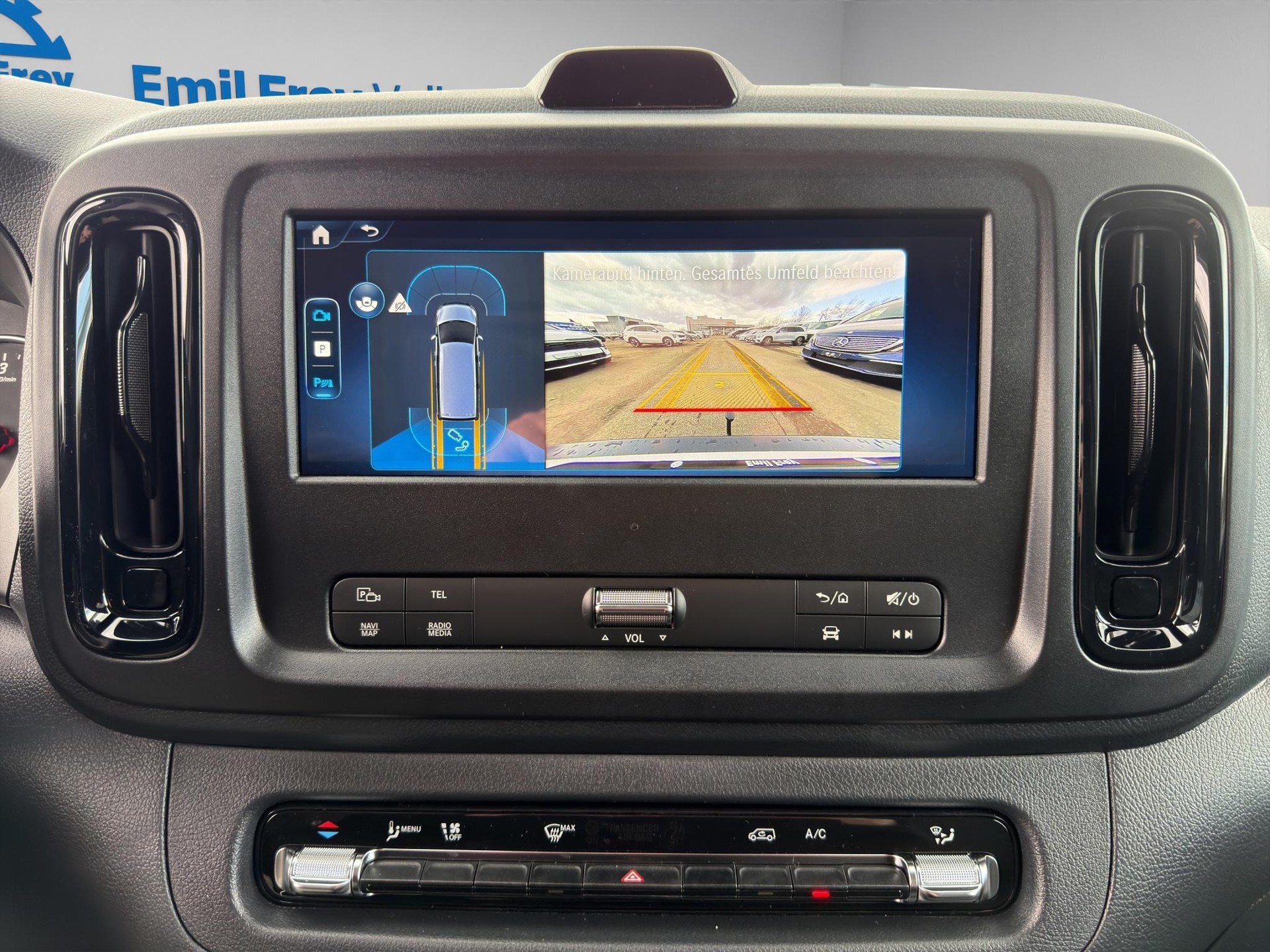 MERCEDES-BENZ 114 Kaw. L 2.0 CDI Pro Worker-image-9