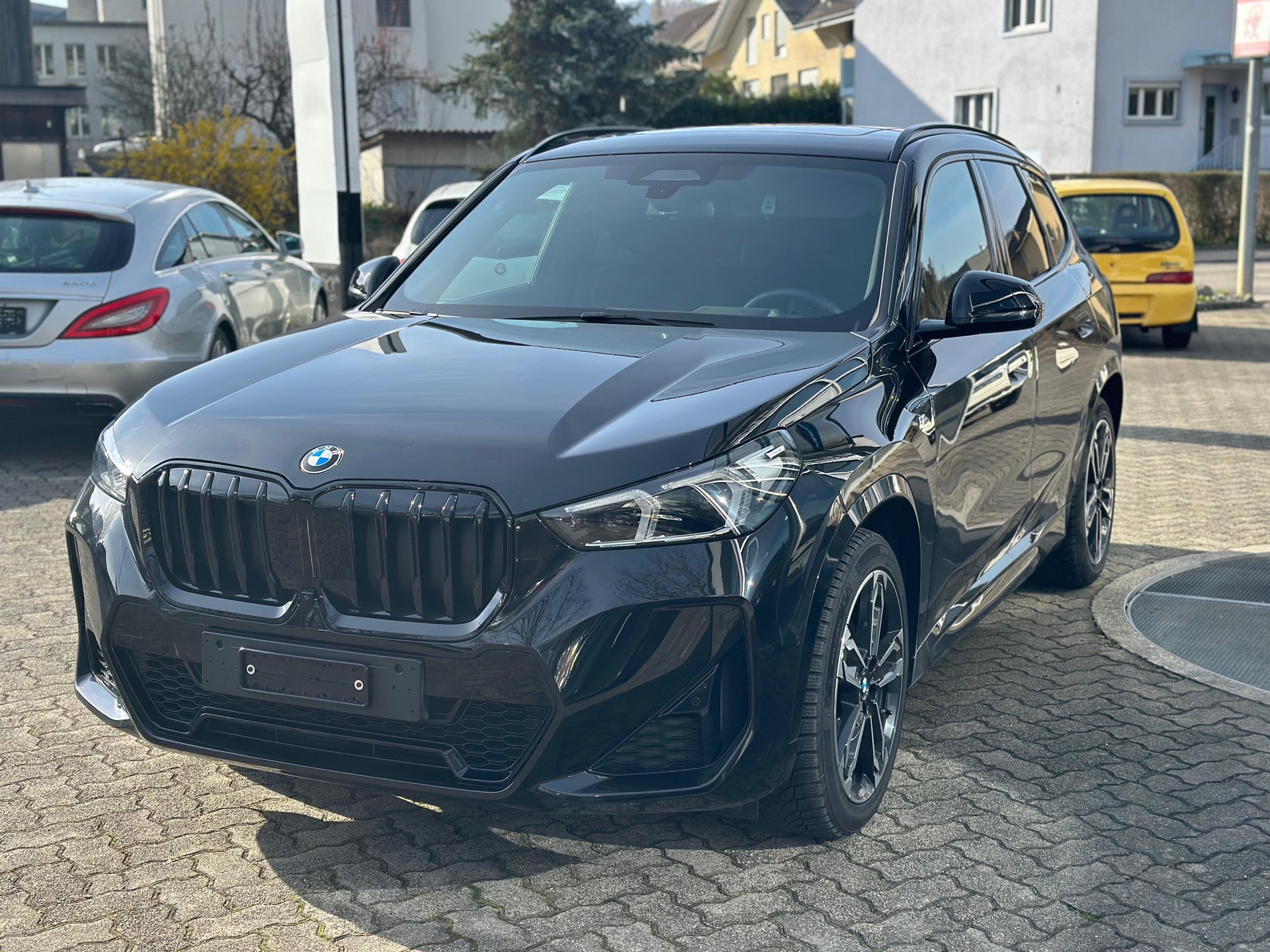BMW X1 xDrive 23i 48V M Sport-image-2