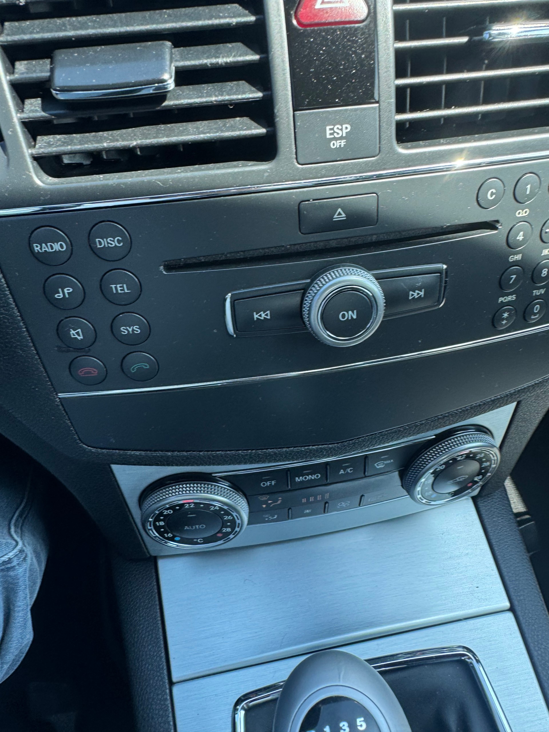 MERCEDES-BENZ C 180 Kompressor Classic-image-16