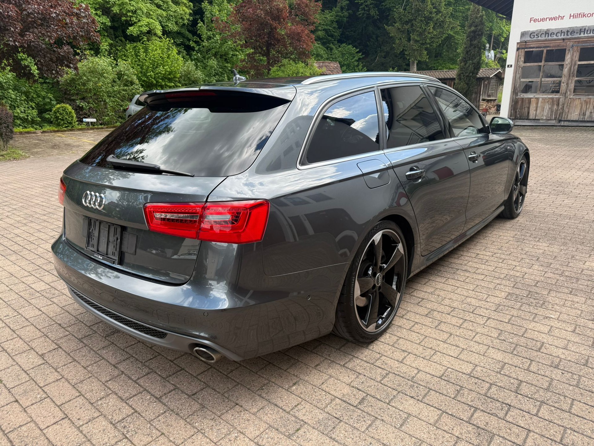AUDI A6 Avant 3.0 BiTDI V6 quattro tiptronic-image-5