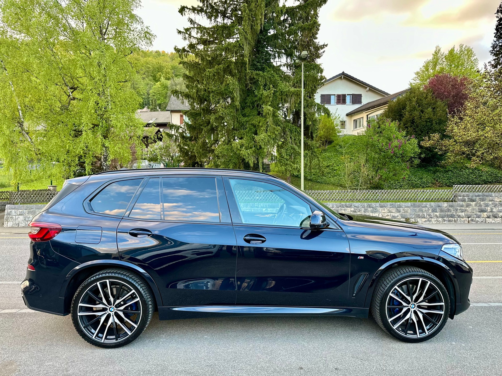BMW X5 xDrive 48V 40d M Sport Steptronic-image-4