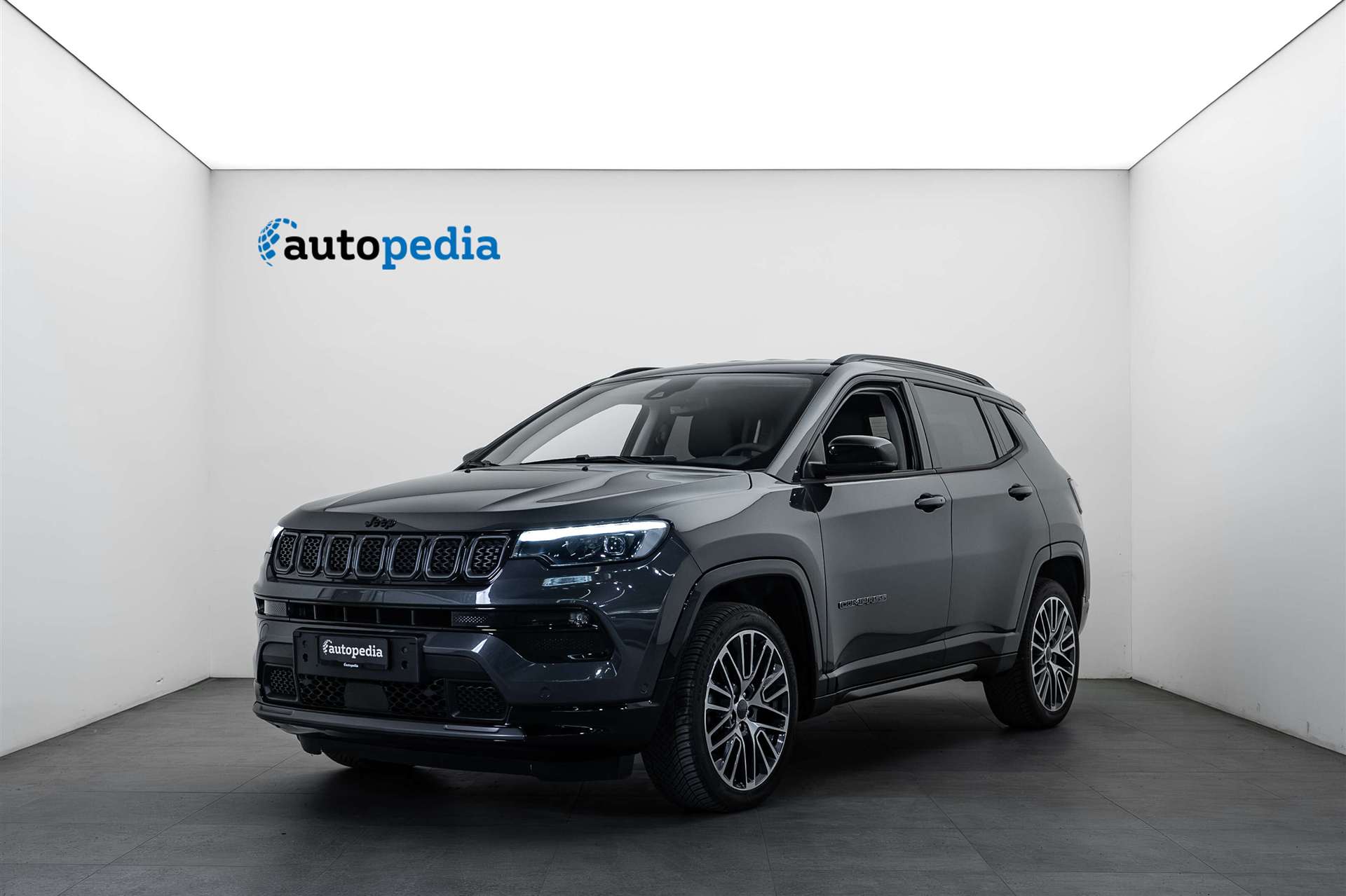 JEEP Compass 1.5 T SUMMIT T4 E-Hybrid FWD-image-0